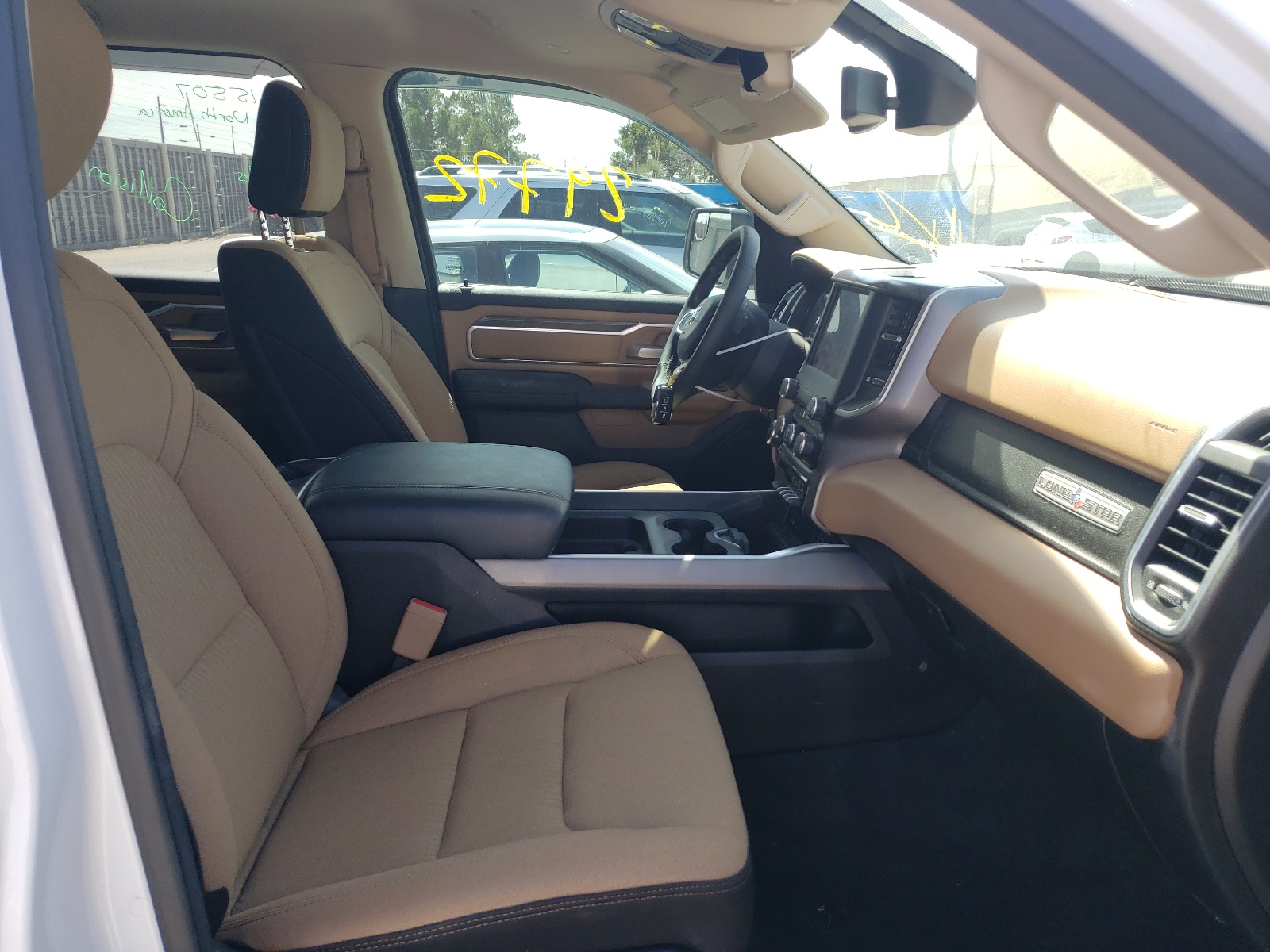 Photo 5 from auction – 2019 RAM 1500 BIG H with VIN 1C6RREFT0KN639634