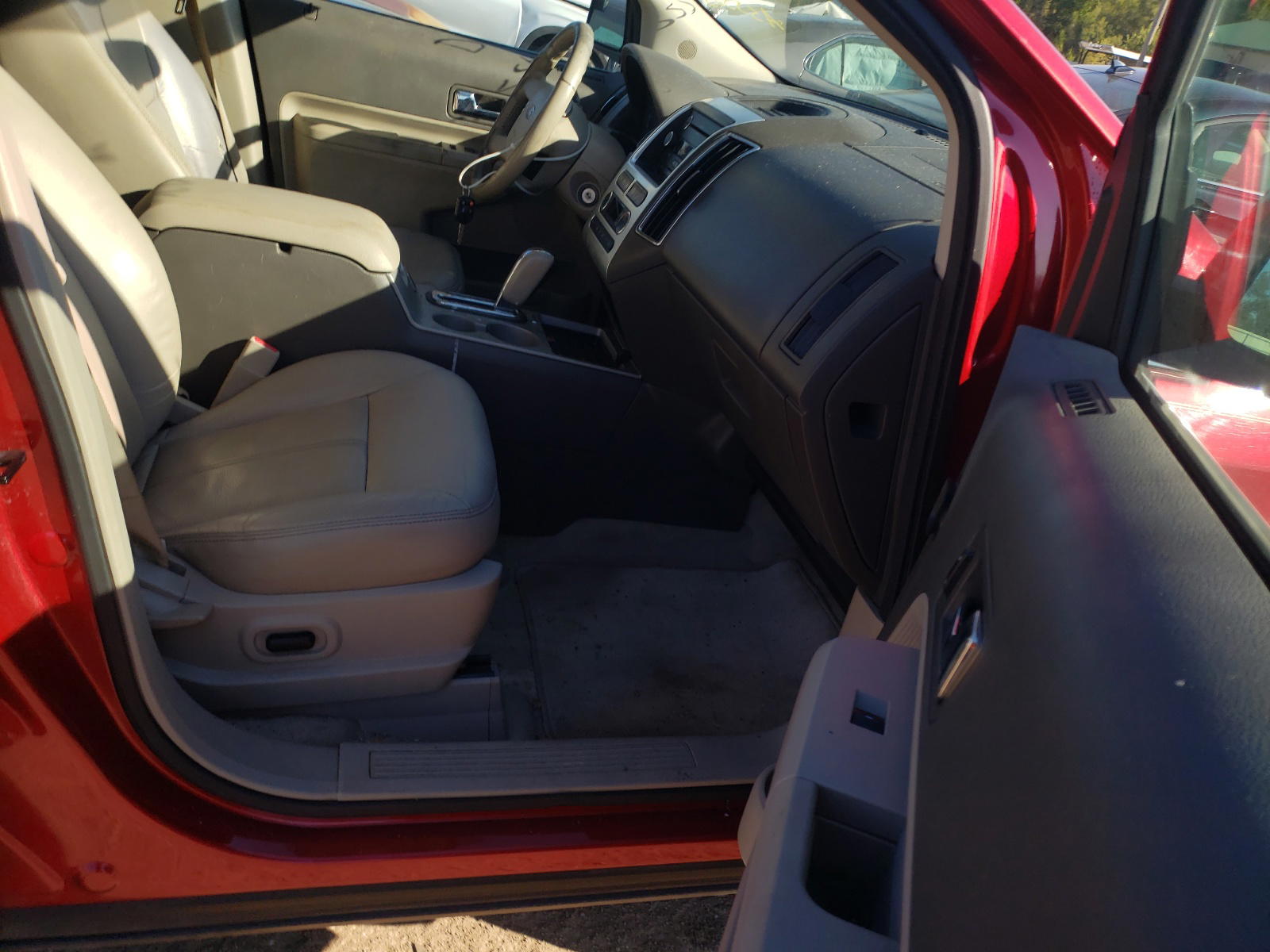 Photo 5 from auction – 2010 FORD EDGE LIMIT with VIN 2FMDK3KCXABA55555