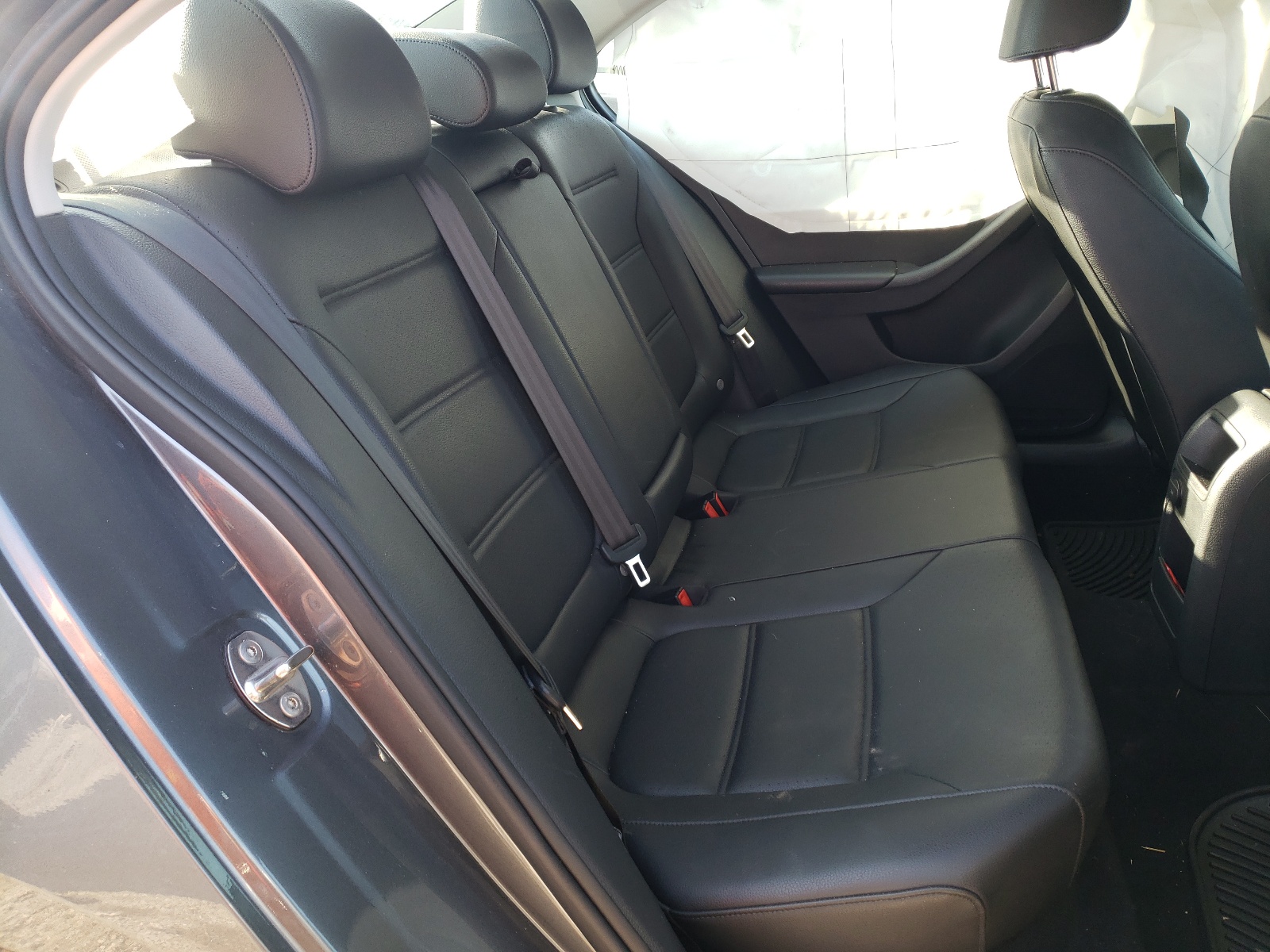 Photo 6 from auction – 2017 VOLKSWAGEN JETTA SE with VIN 3VWDB7AJXHM371684