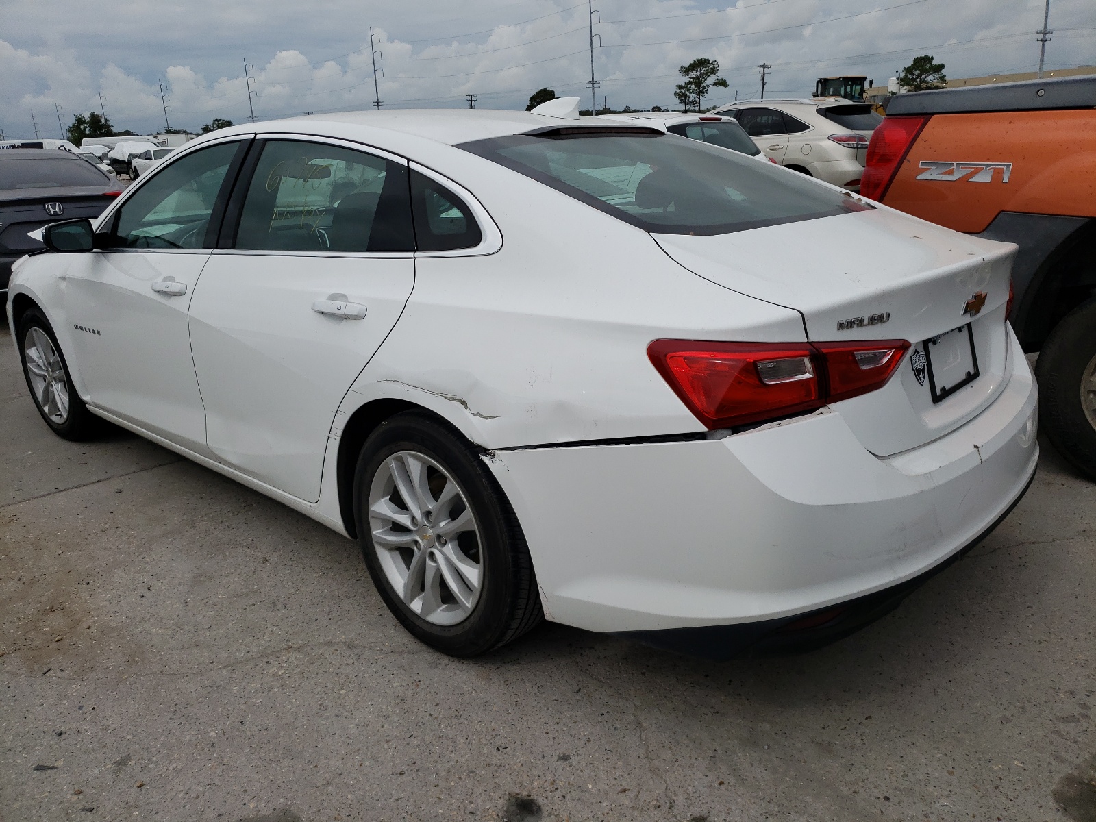 Photo 16 from auction – 2018 CHEVROLET MALIBU LT with VIN 1G1ZD5ST2JF222501