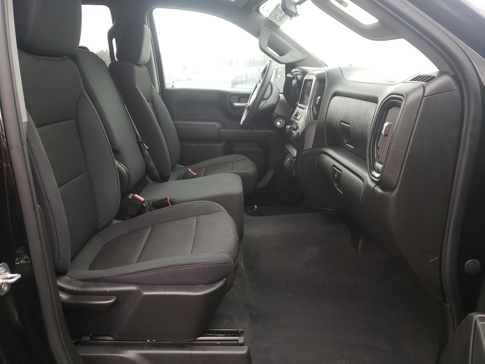 Photo 5 from auction – 2019 CHEVROLET SILVERADO with VIN 1GCPYCEFXKZ348747