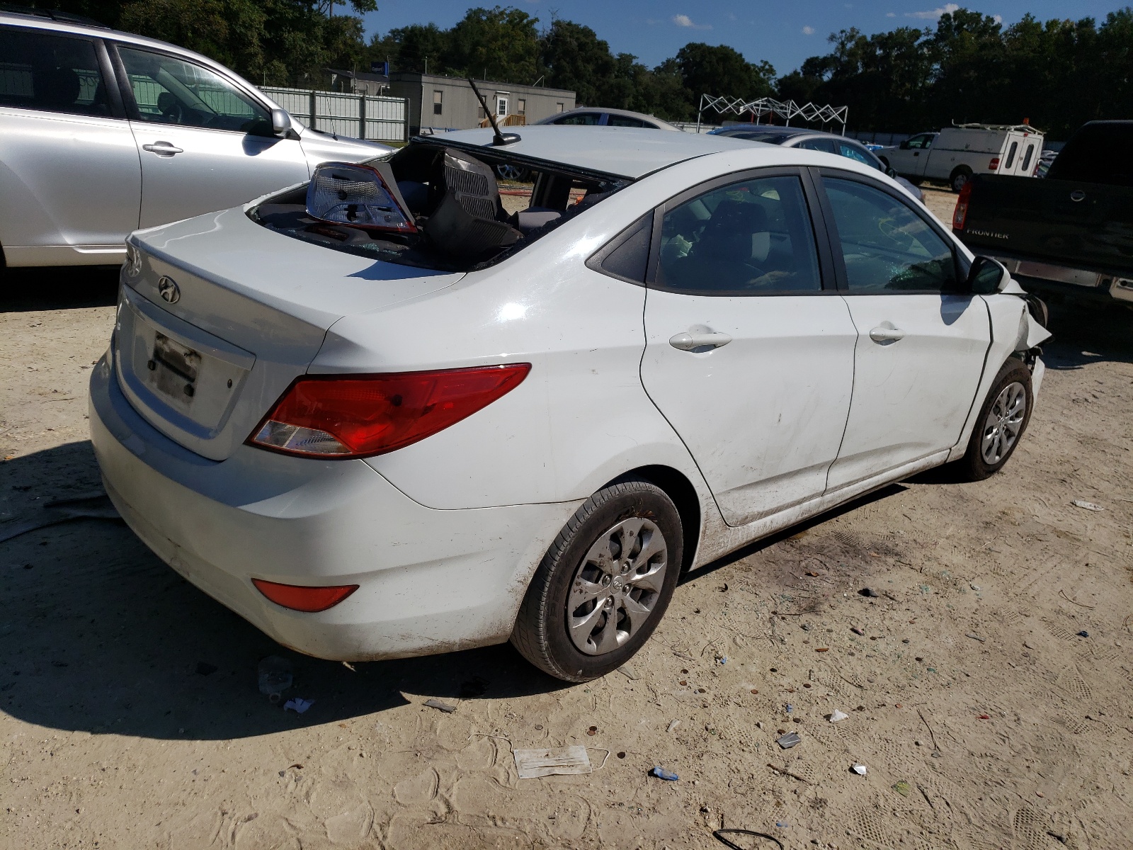 Photo 4 from auction – 2017 HYUNDAI ACCENT SE with VIN KMHCT4AE2HU272135