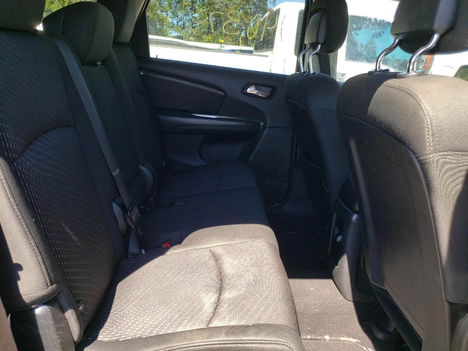 Photo 6 from auction – 2011 DODGE JOURNEY MA with VIN 3D4PH1FG8BT567907