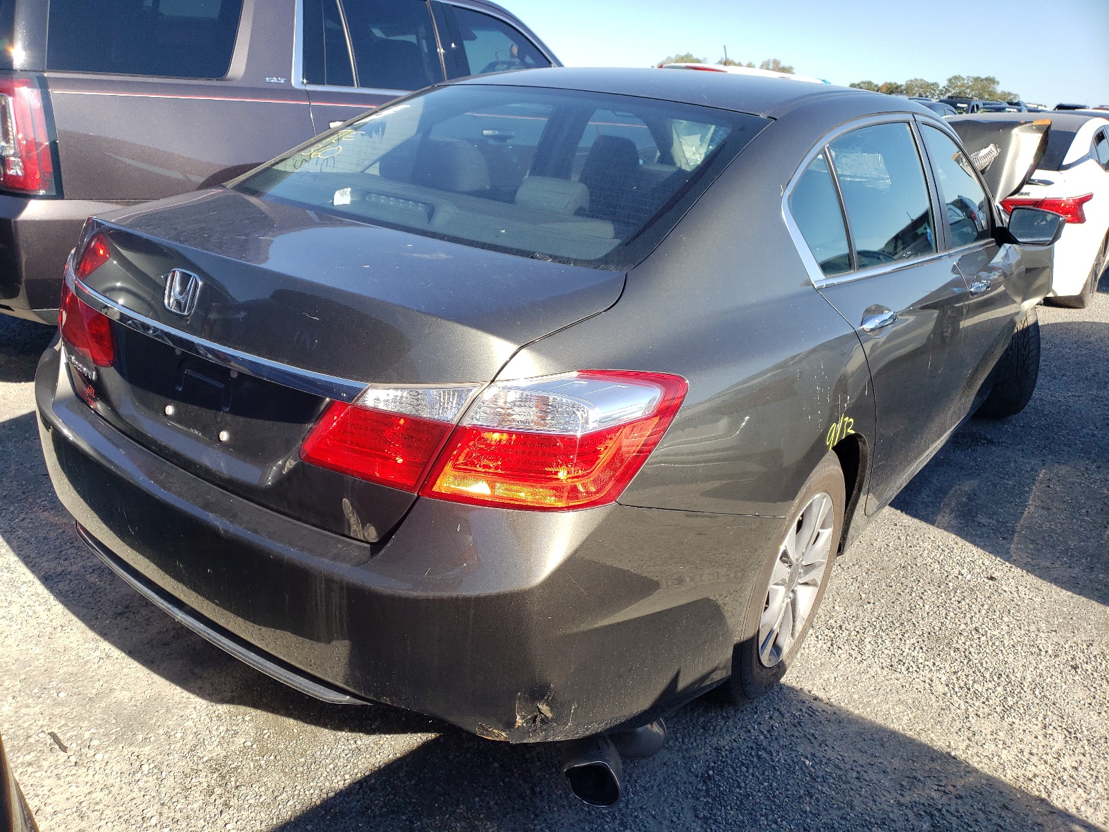 Photo 4 from auction – 2014 HONDA ACCORD LX with VIN 1HGCR2F32EA109871
