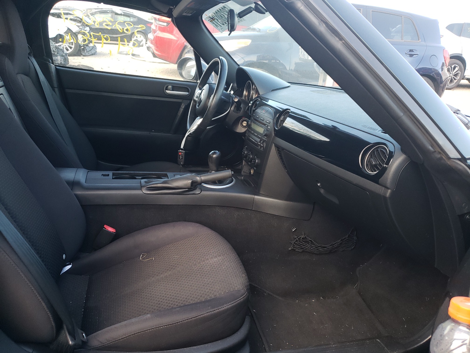 Photo 5 from auction – 2007 MAZDA MX-5 MIATA with VIN JM1NC25FX70133851