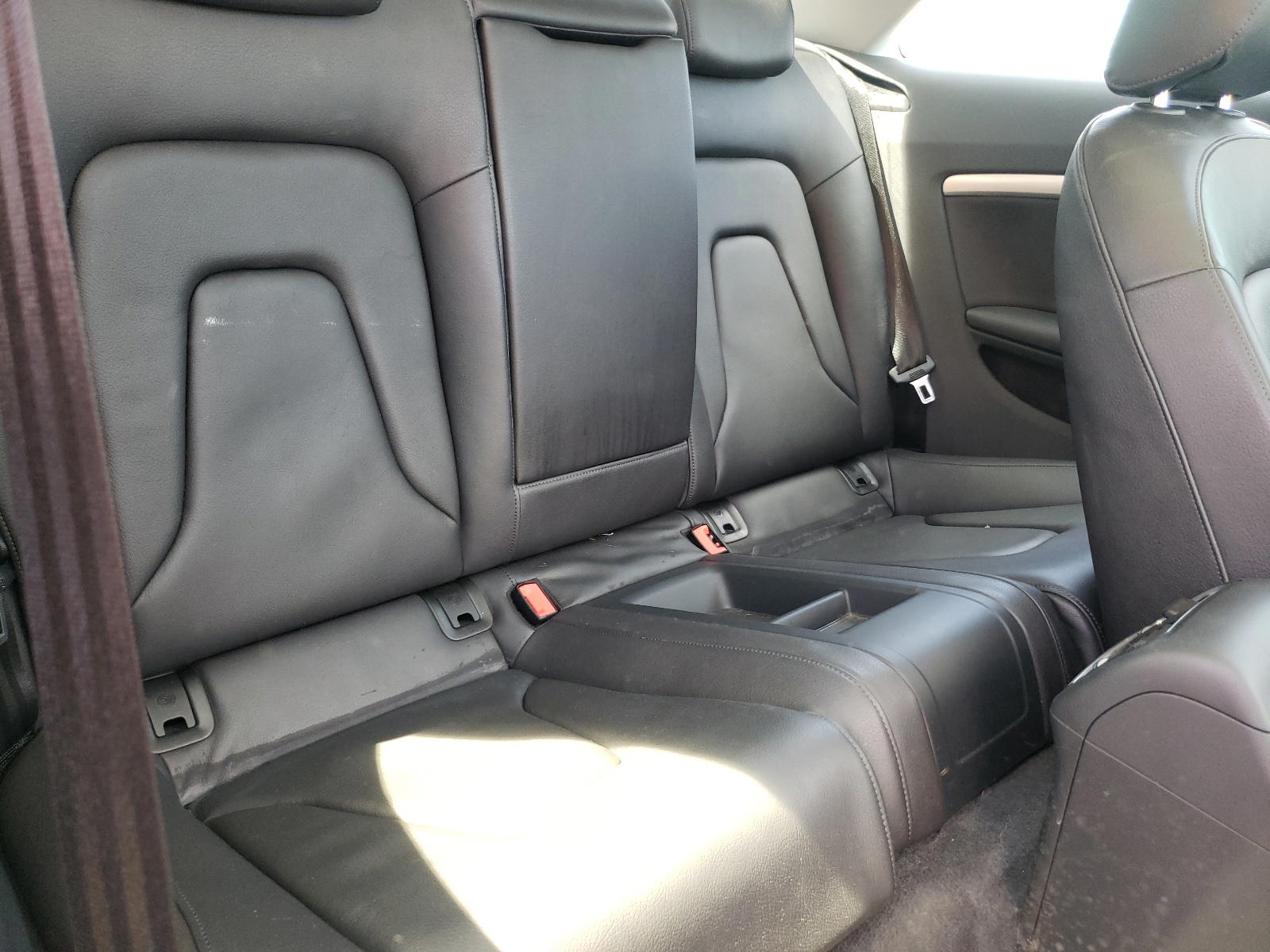 Photo 6 from auction – 2014 AUDI A5 PREMIUM with VIN WAULFAFR5EA061527