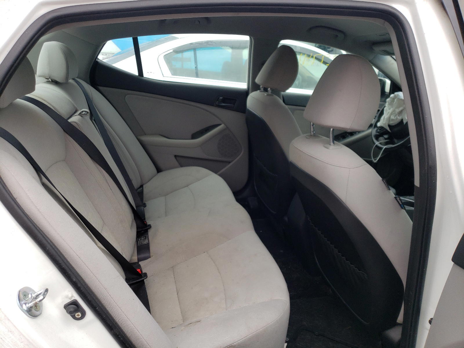 Photo 6 from auction – 2015 KIA OPTIMA LX with VIN KNAGM4A72F5554669