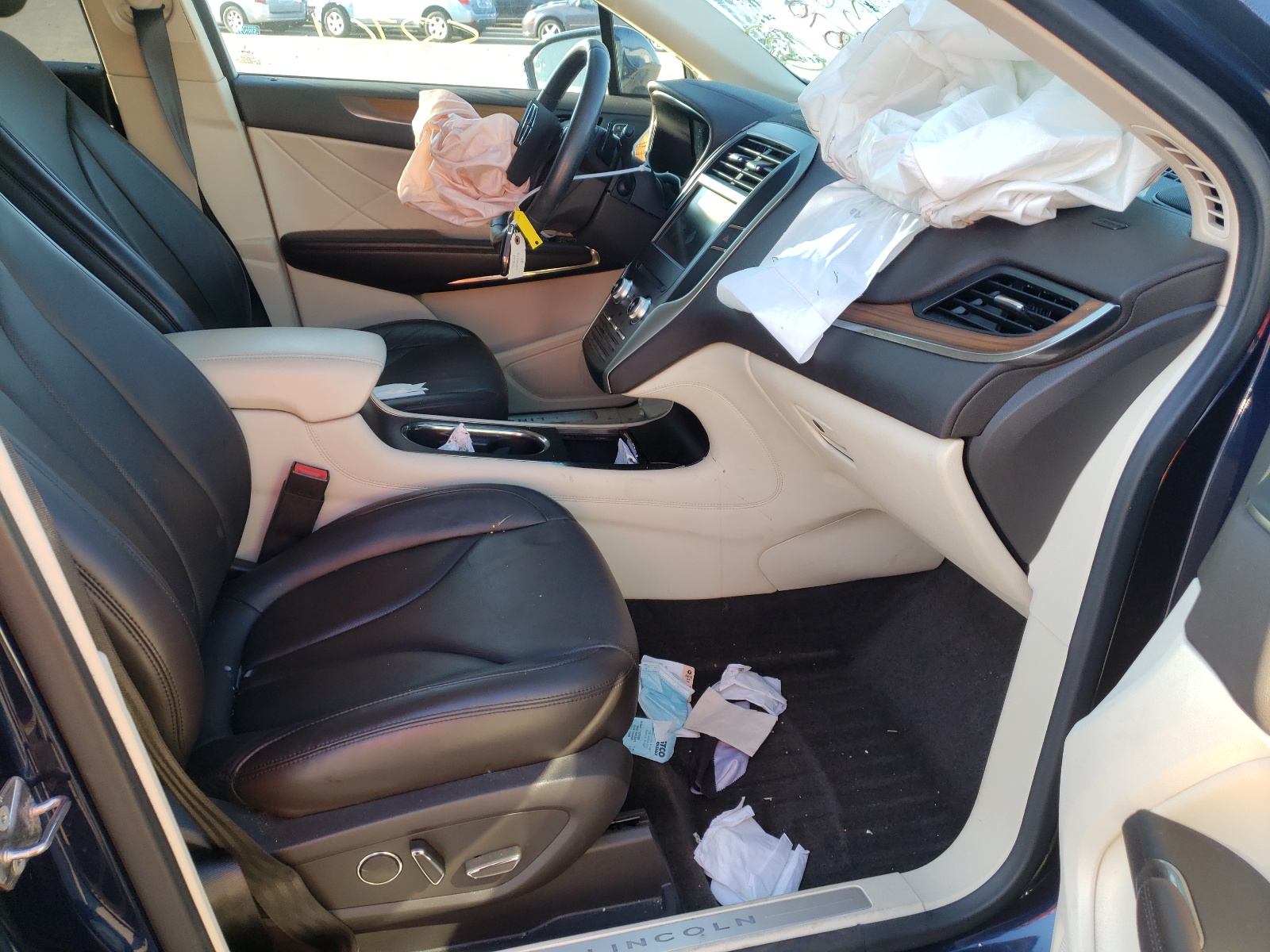 صورة رقم 5 من المزاد - 2015 LINCOLN MKC مع VIN 5LMTJ2AH7FUJ19071
