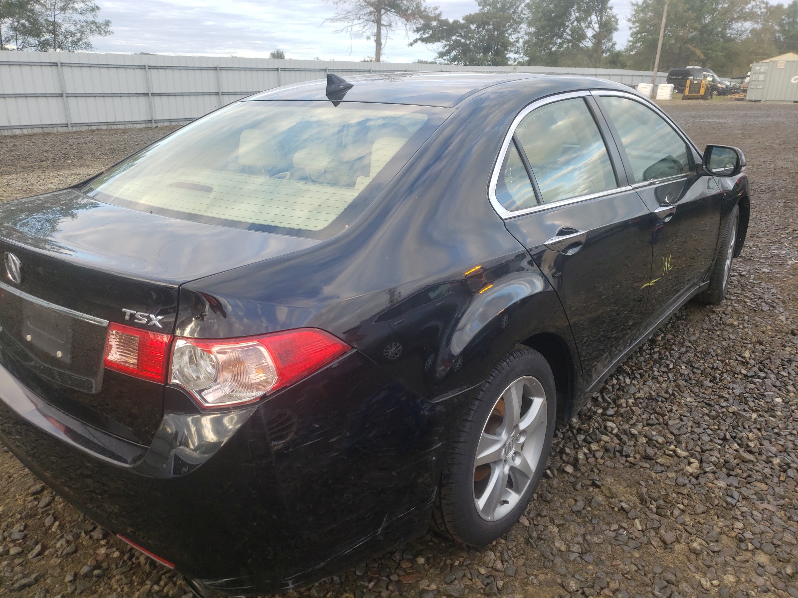Photo 4 from auction – 2013 ACURA TSX TECH with VIN JH4CU2F62DC001243