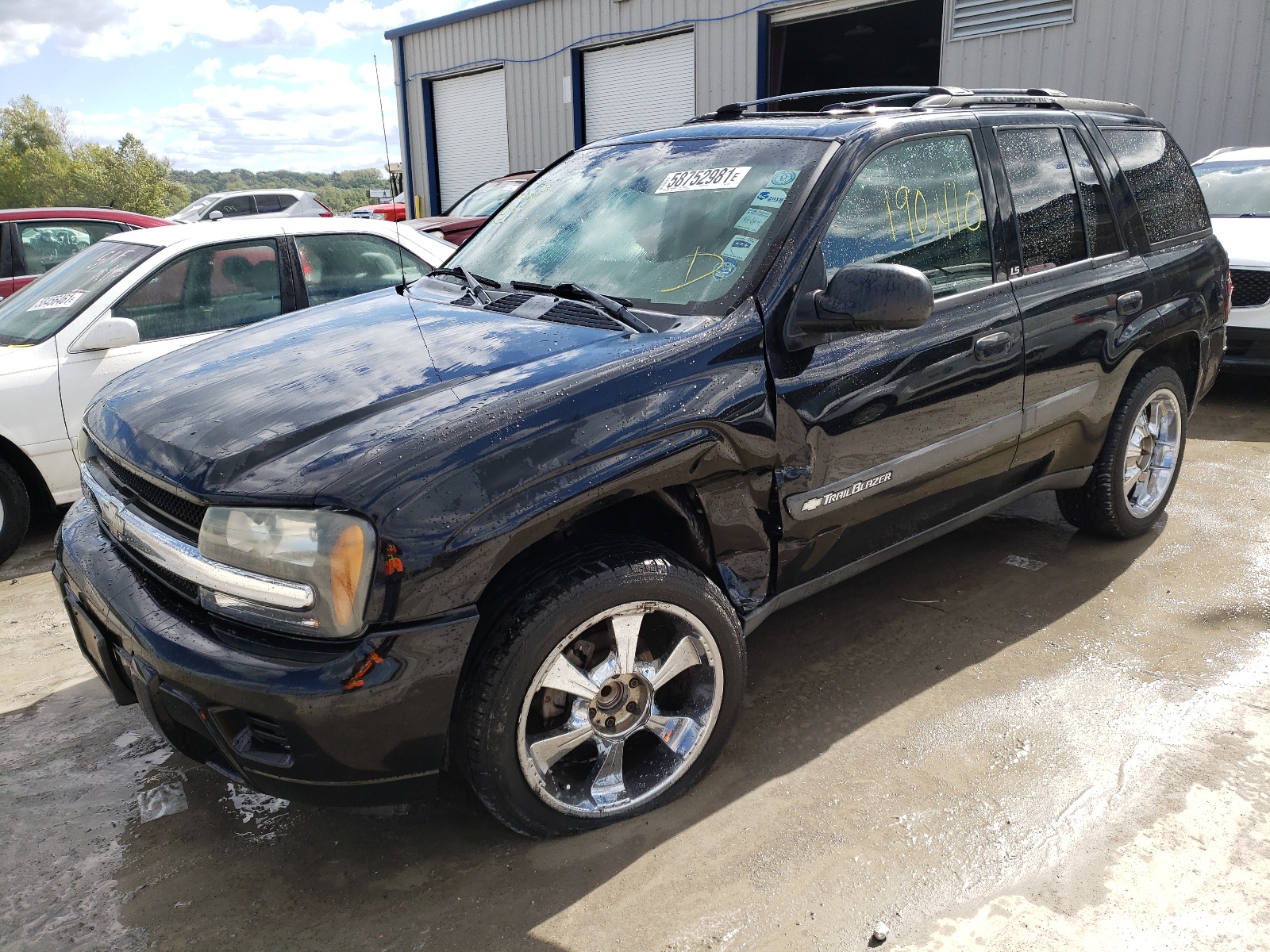 Photo 2 from auction – 2004 CHEVROLET TRAILBLAZE with VIN 1GNDS13S542393221