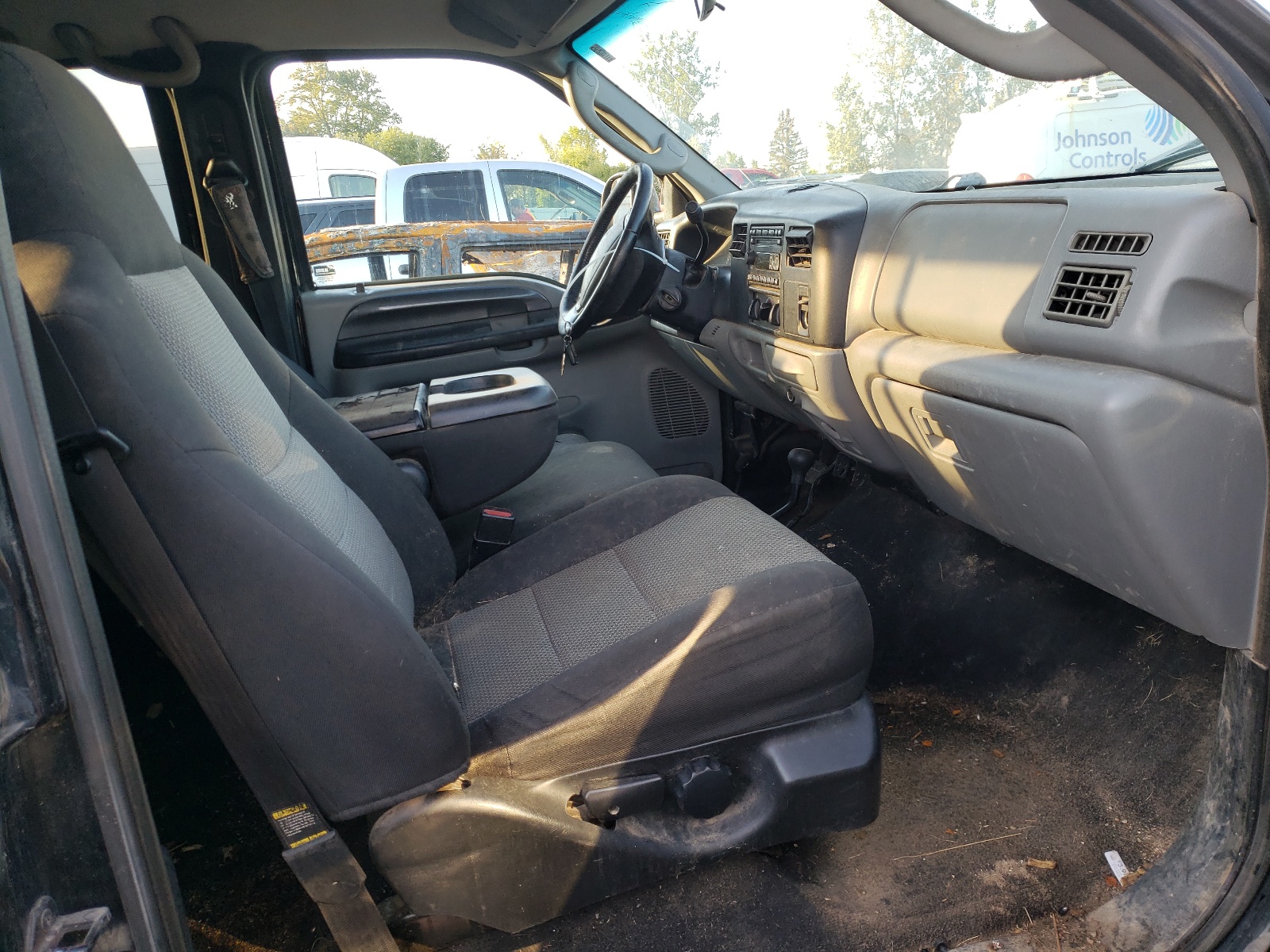 Photo 5 from auction – 2004 FORD F250 SUPER with VIN 1FTNW21P44EC58753