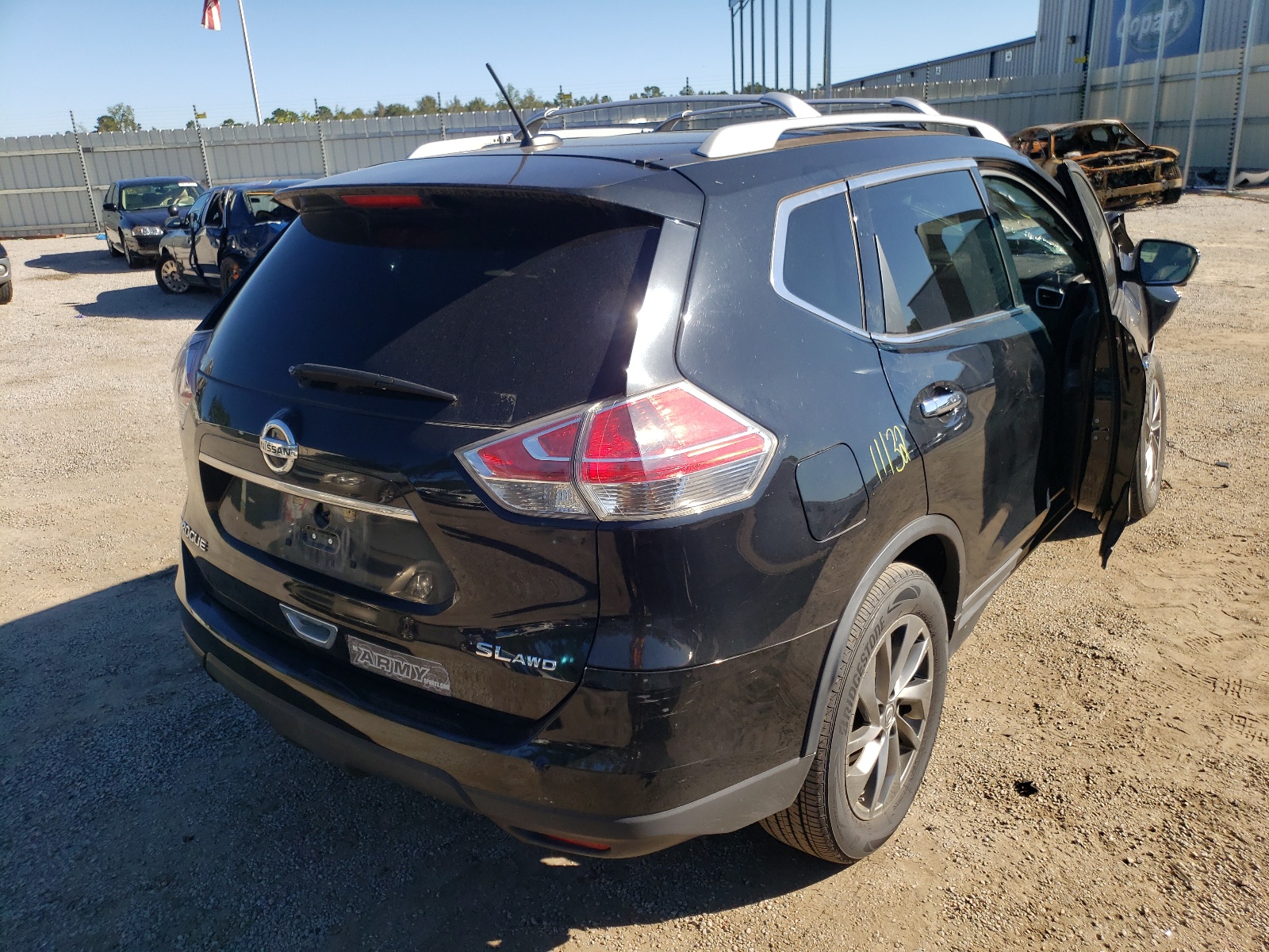 Photo 4 from auction – 2015 NISSAN ROGUE S with VIN 5N1AT2MV6FC902572