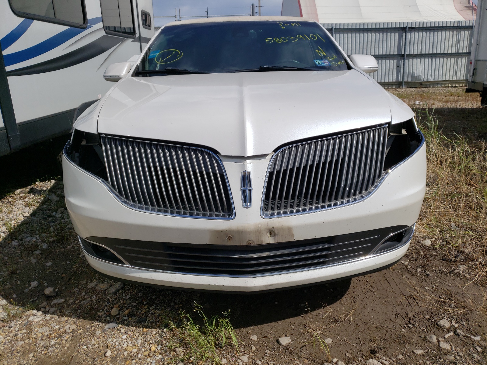 Photo 9 from auction – 2013 LINCOLN MKT with VIN 2L1MJ5LKXDBL58376