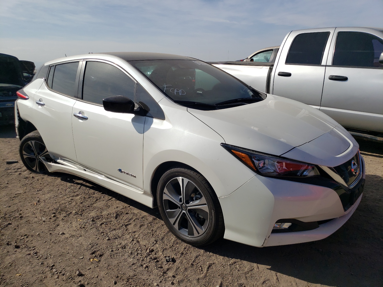 NISSAN LEAF S 2019 with VIN 1N4AZ1CP1KC305717 - Photo from auction