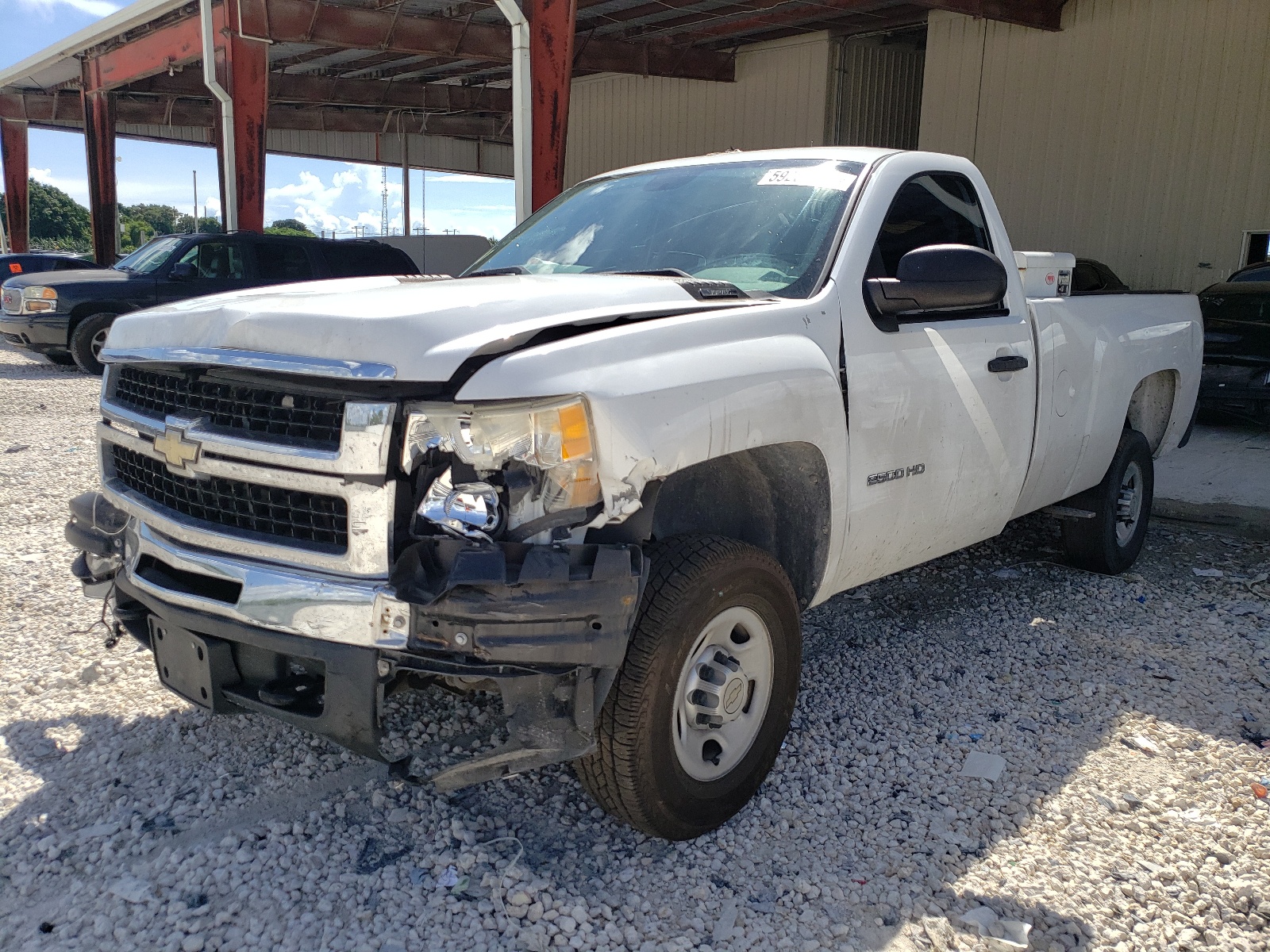Photo 2 from auction – 2010 CHEVROLET SILVERADO with VIN 1GC3CVBG5AF156979