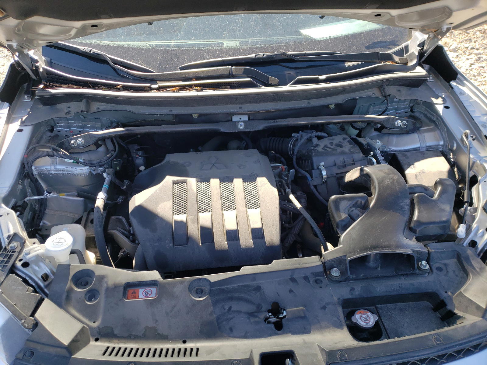 Photo 7 from auction – 2019 MITSUBISHI ECLIPSE CR with VIN JA4AT3AA2KZ047060