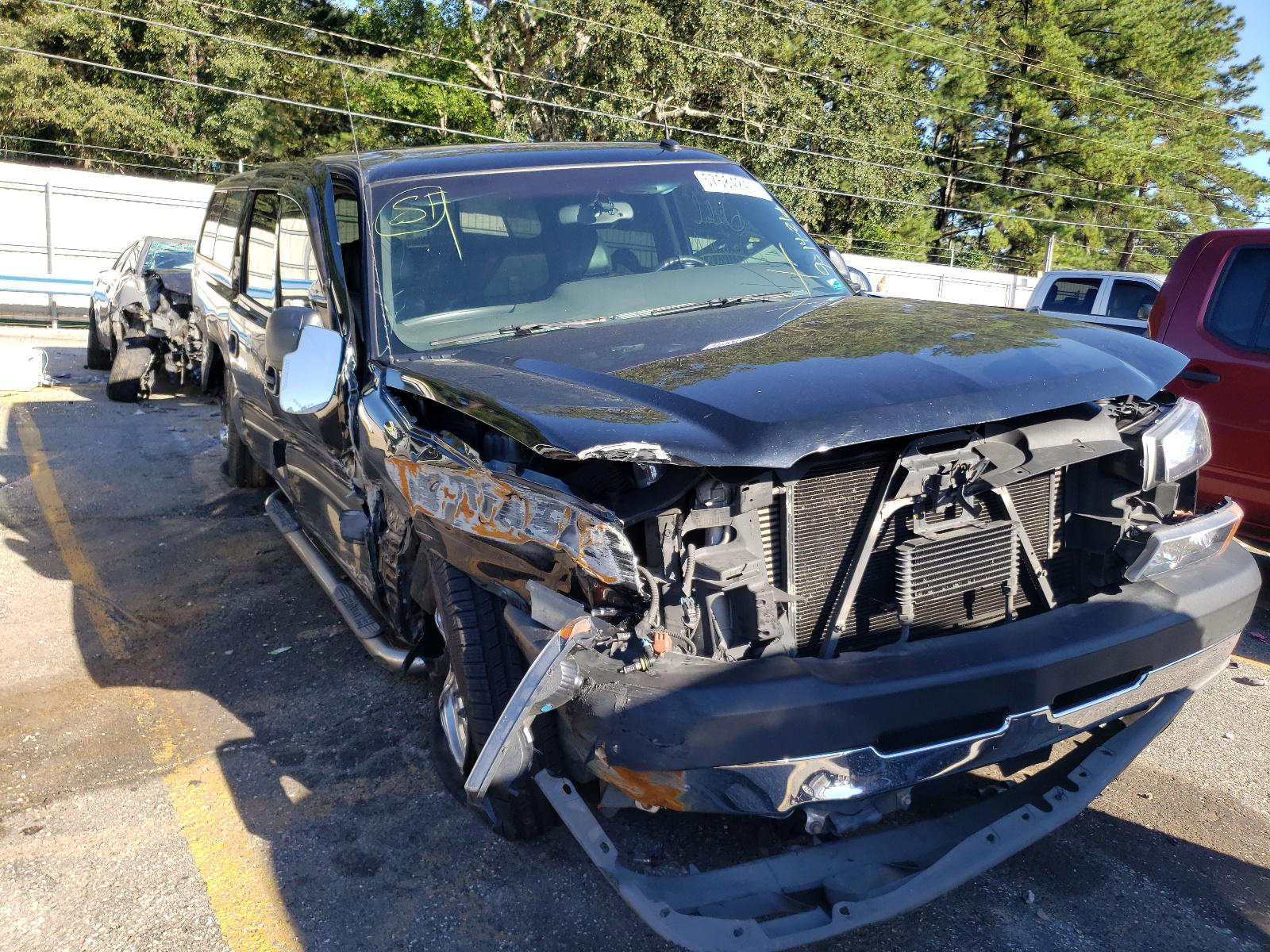 CHEVROLET SILVERADO 2004 with VIN 1GCHK23114F137917 - Photo from auction