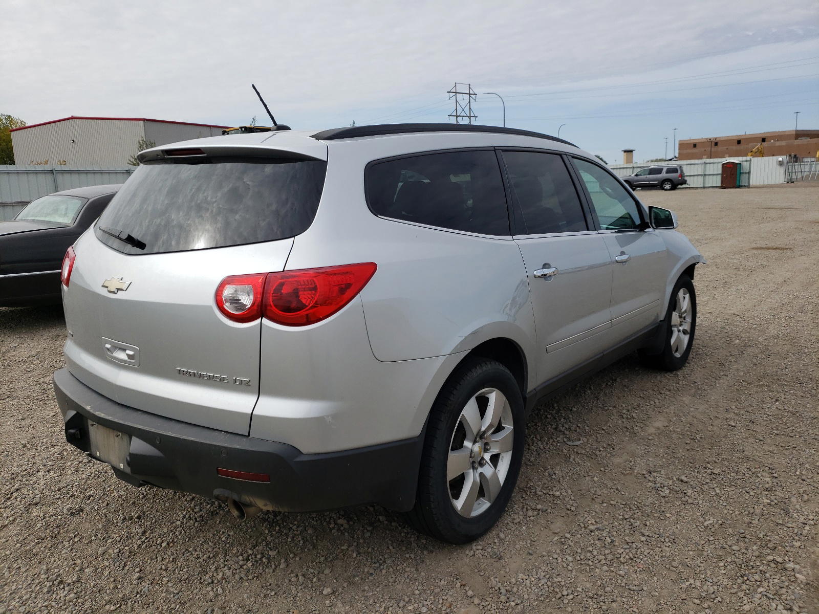 Photo 4 from auction – 2012 CHEVROLET TRAVERSE L with VIN 1GNKVLED7CJ111089