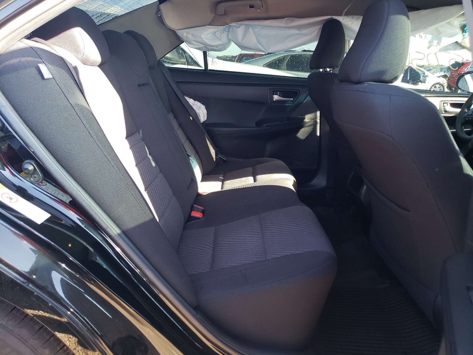 Photo 6 from auction – 2017 TOYOTA CAMRY LE with VIN 4T1BF1FK2HU302153