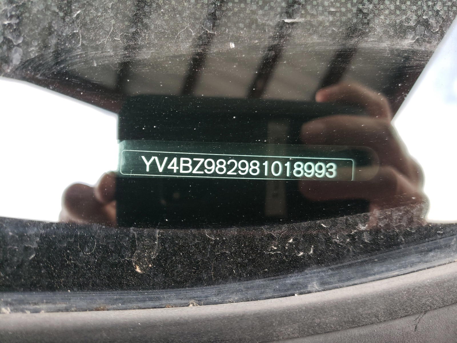 Photo 10 from auction – 2008 VOLVO XC70 with VIN YV4BZ982981018993