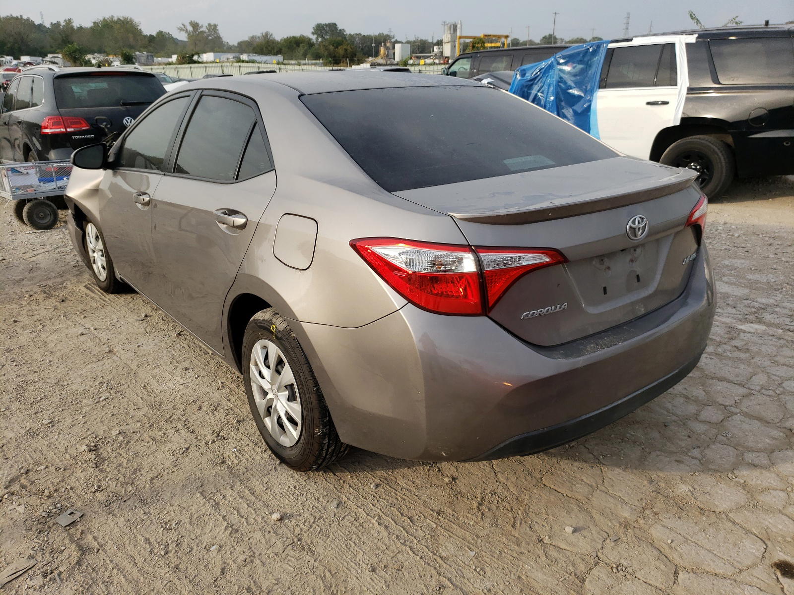 Photo 3 from auction – 2016 TOYOTA COROLLA EC with VIN 2T1BPRHE8GC689830
