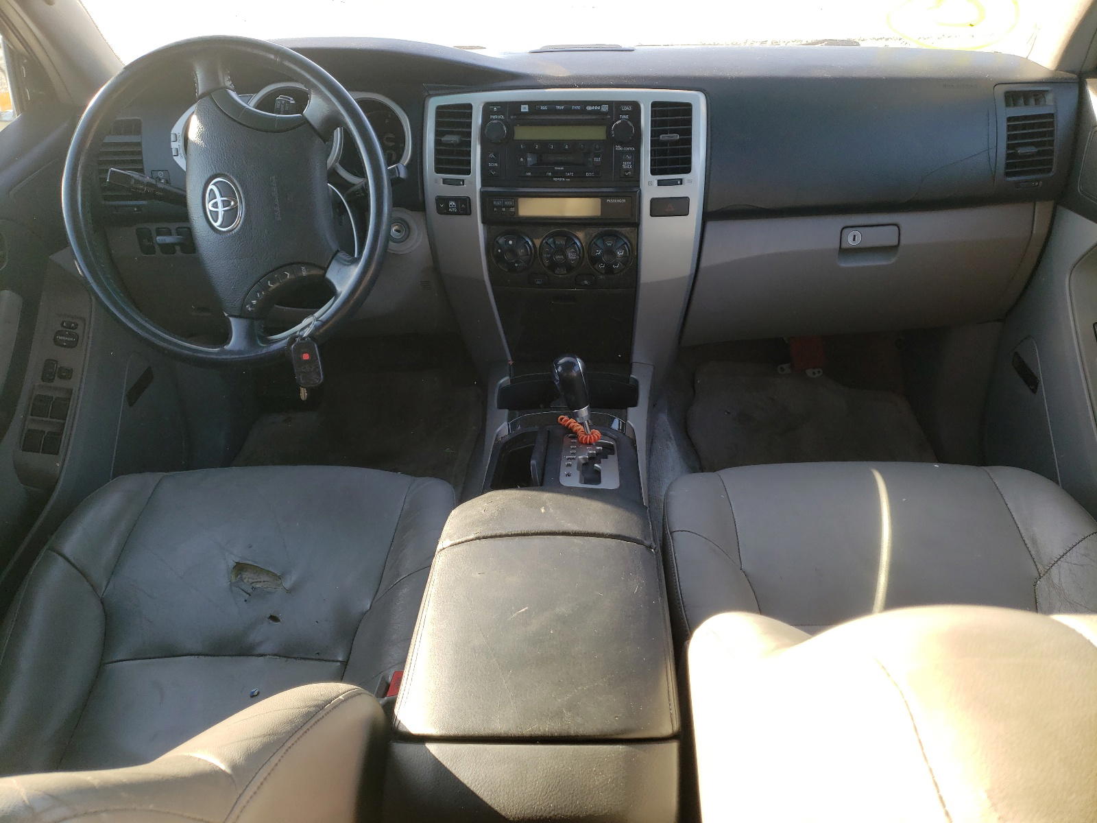 Photo 19 from auction – 2004 TOYOTA 4RUNNER LI with VIN JTEZU17RX40025544