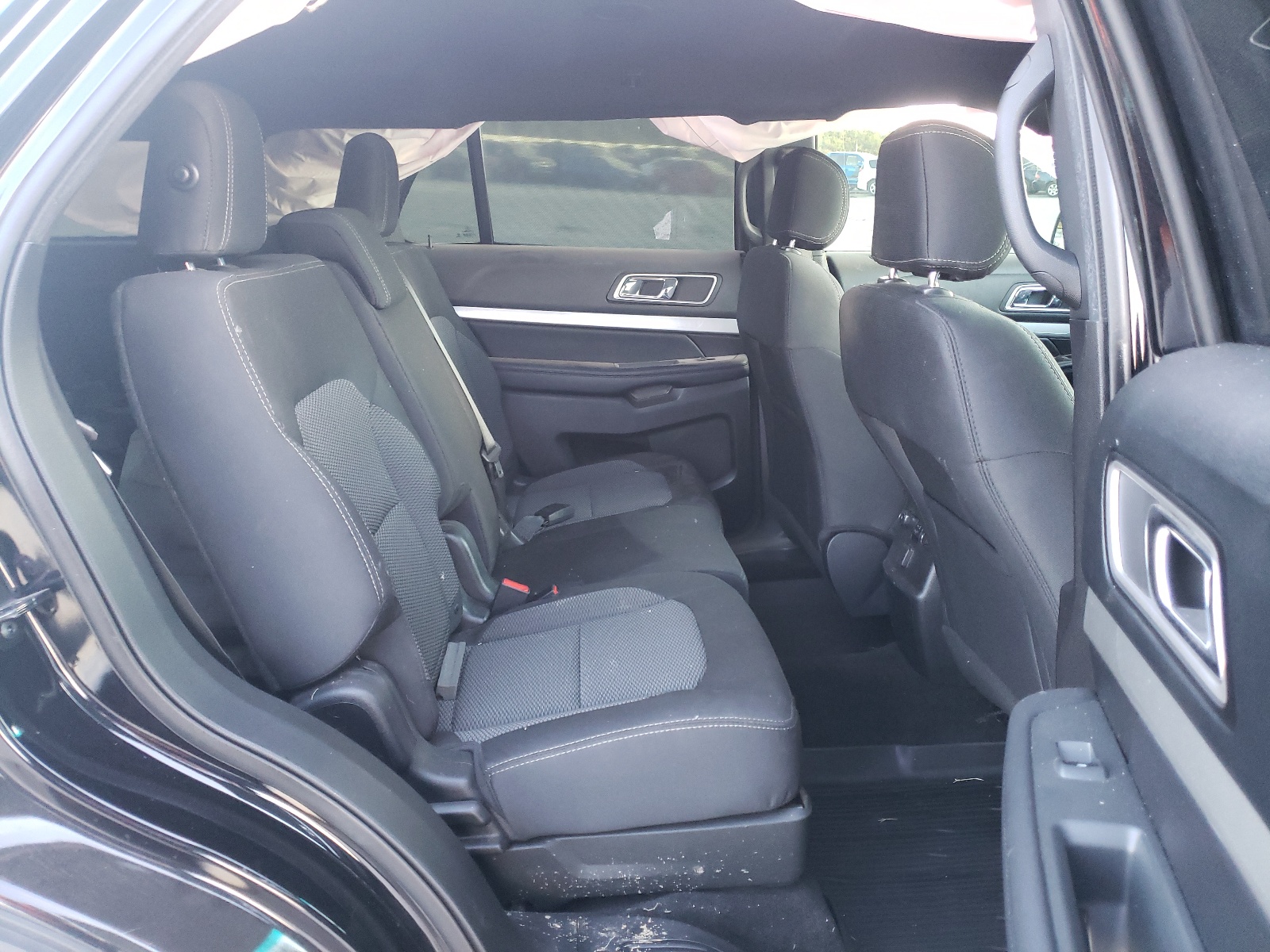 Foto 6 de la subasta – 2017 FORD EXPLORER X con VIN 1FM5K8D87HGA80605