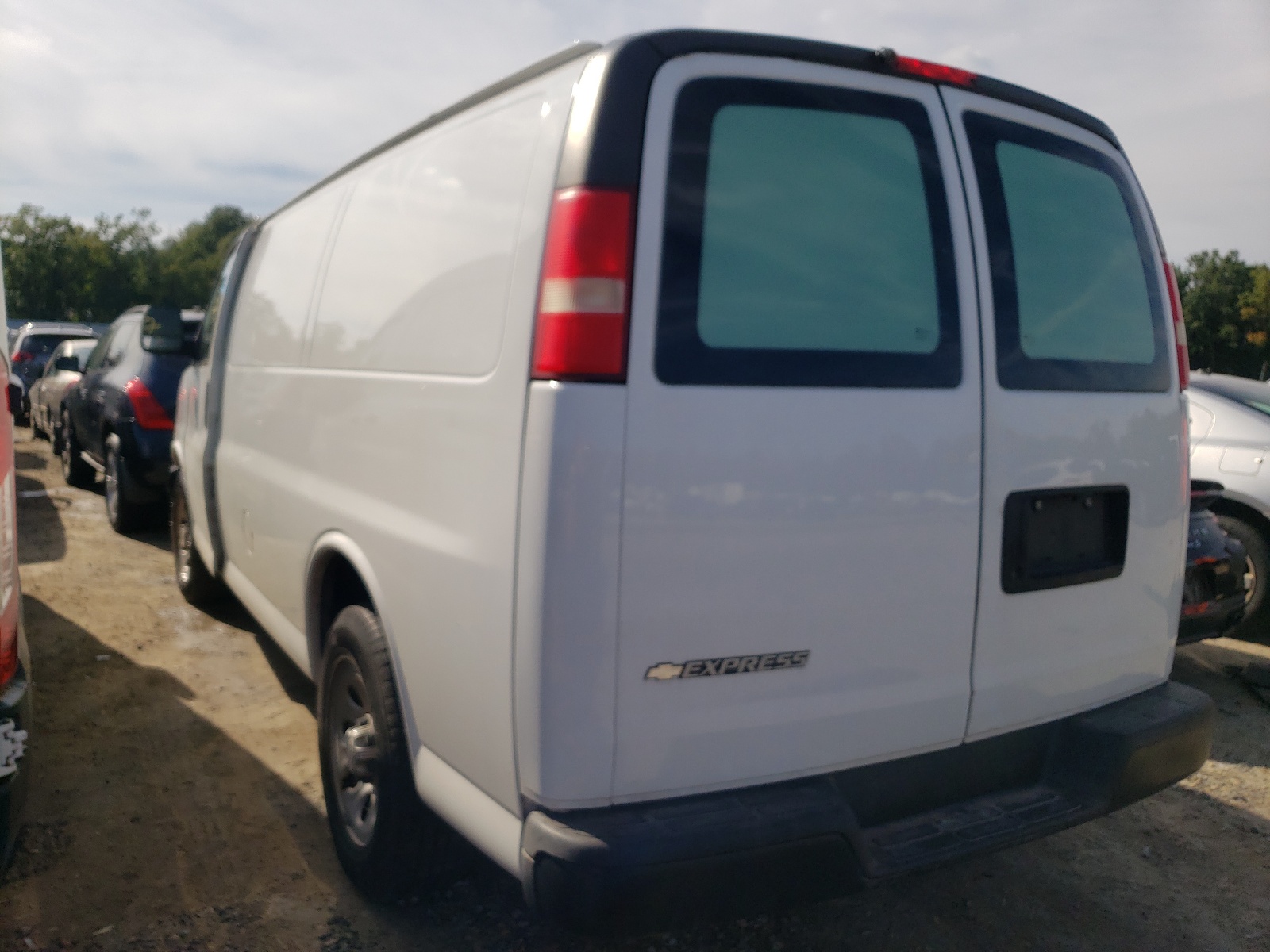 Photo 3 from auction – 2009 CHEVROLET EXPRESS G1 with VIN 1GCFG15X491145809