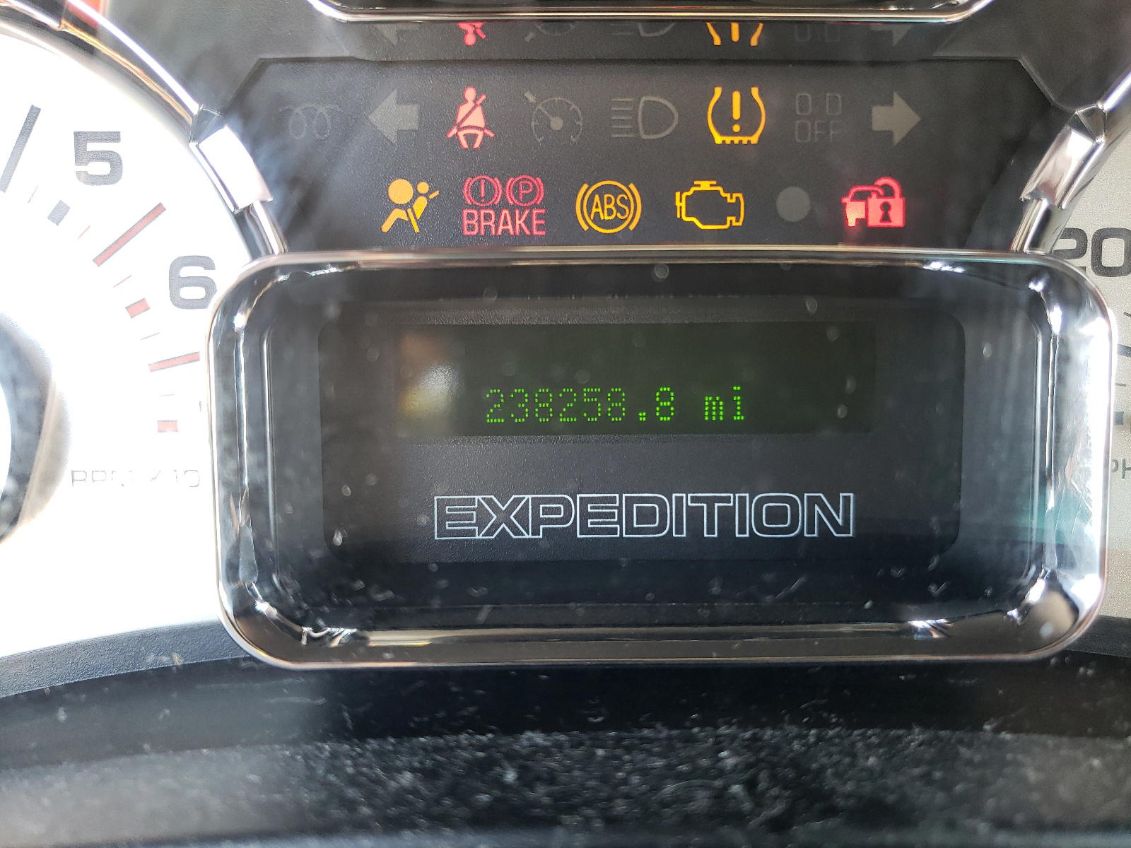 Photo 8 from auction – 2007 FORD EXPEDITION with VIN 1FMFU18507LA85611