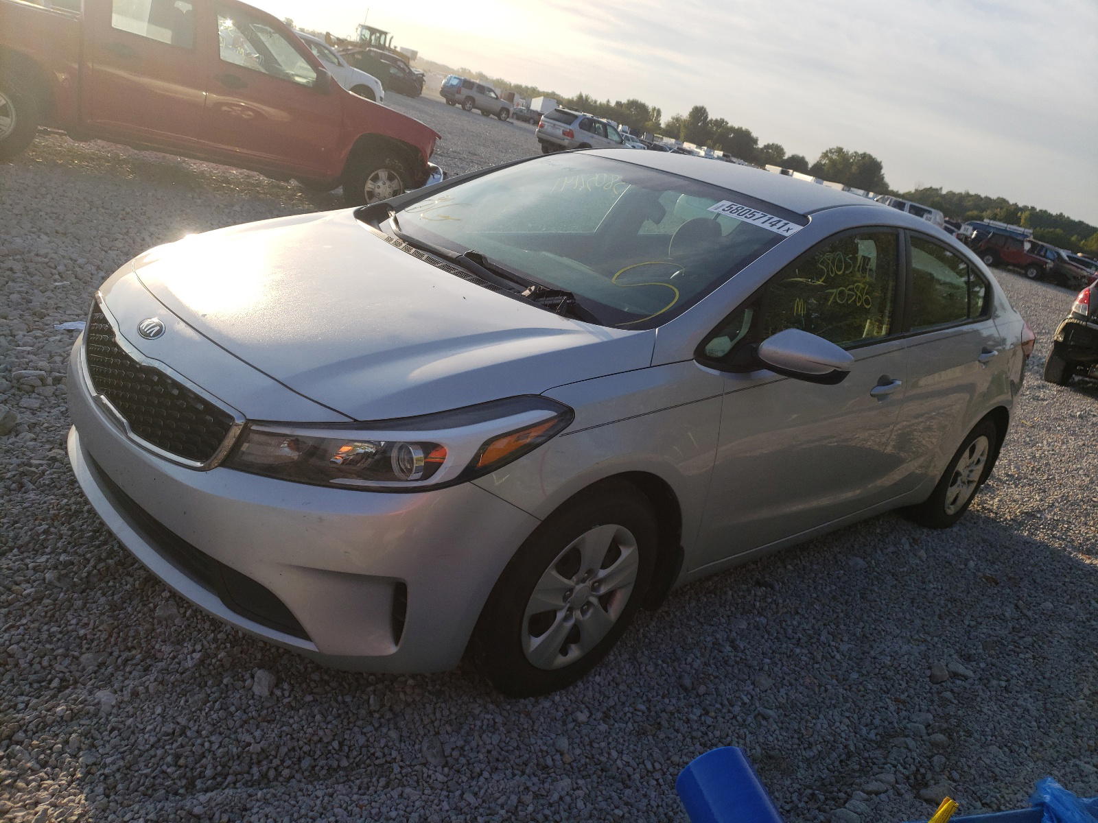 Photo 2 from auction – 2017 KIA FORTE LX with VIN 3KPFL4A70HE078141
