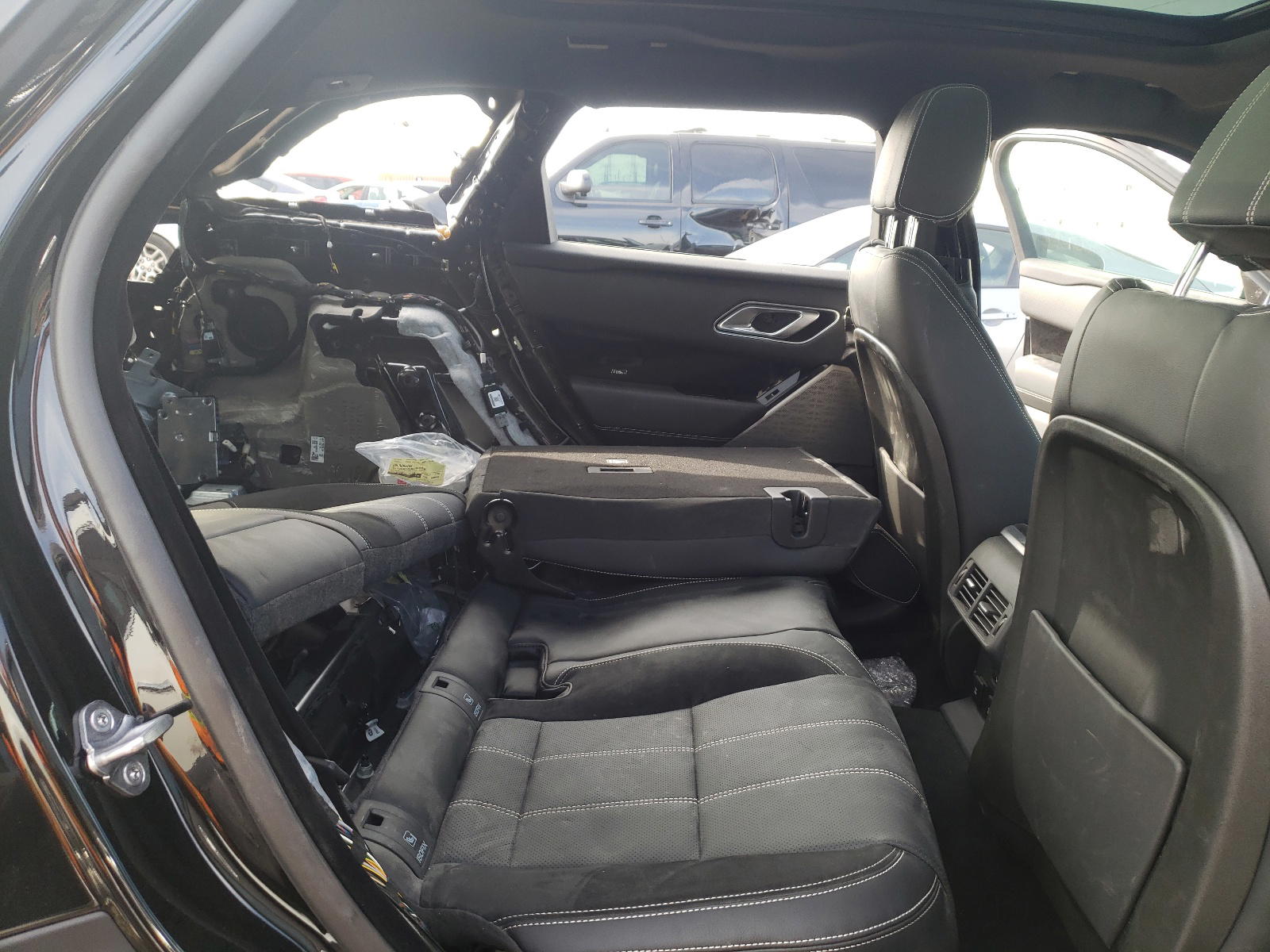 Photo 6 from auction – 2020 LAND ROVER RANGE ROVE with VIN SALYK2EXXLA287210