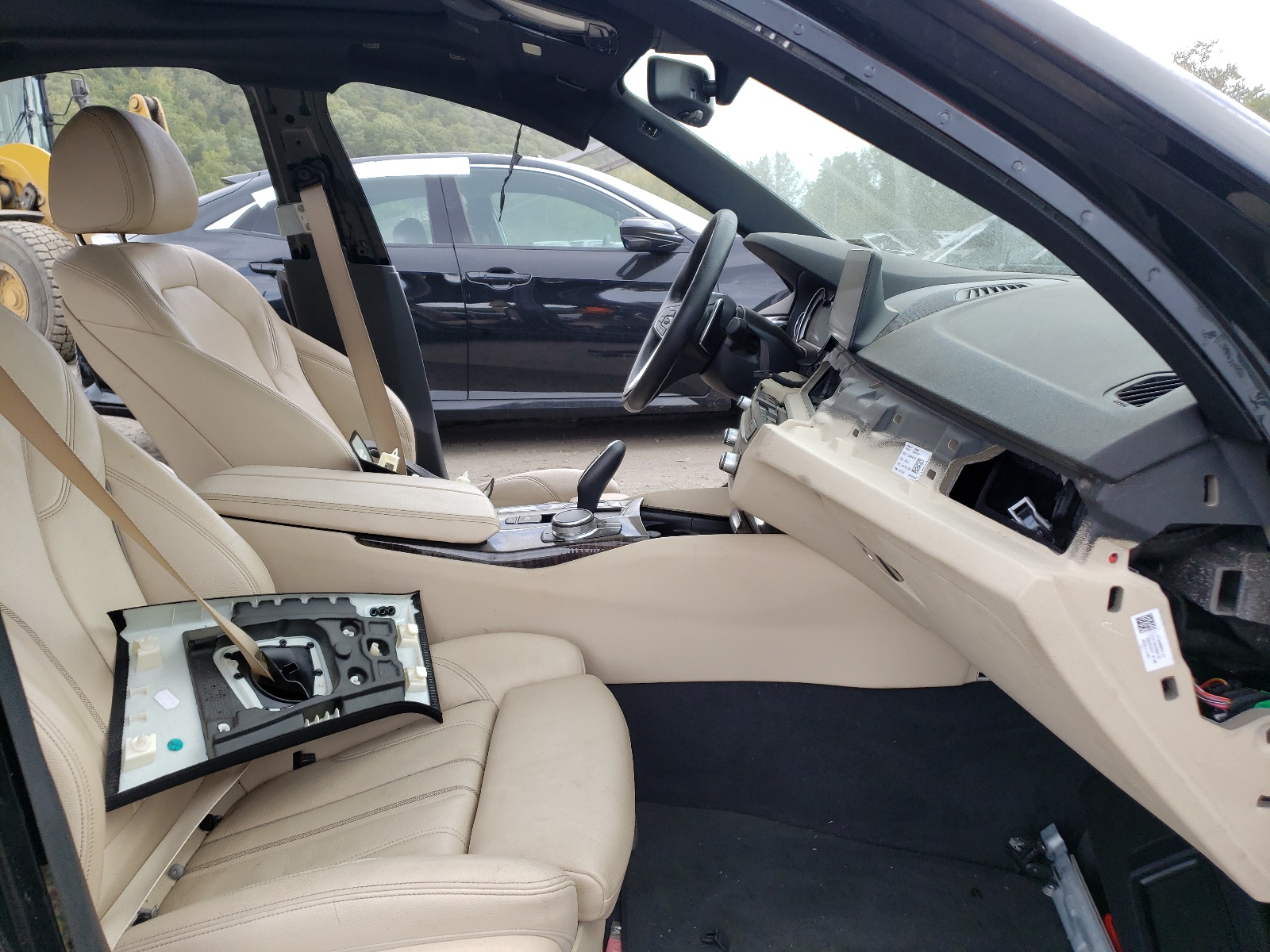 Photo 5 from auction – 2017 BMW 540 XI with VIN WBAJE7C37HWA03541