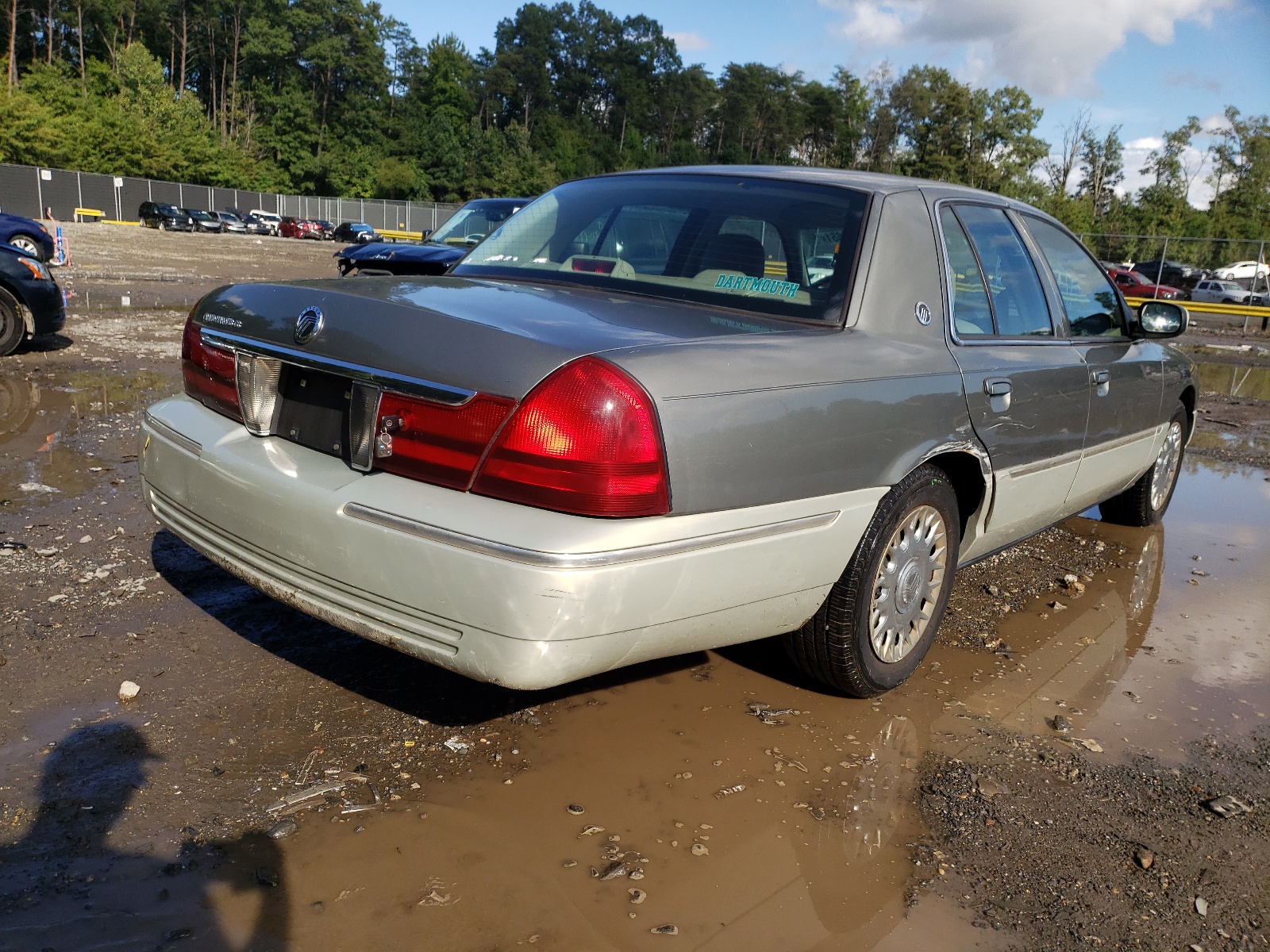 Photo 4 from auction – 2004 MERCURY GRAND MARQ with VIN 2MEFM74W14X654016