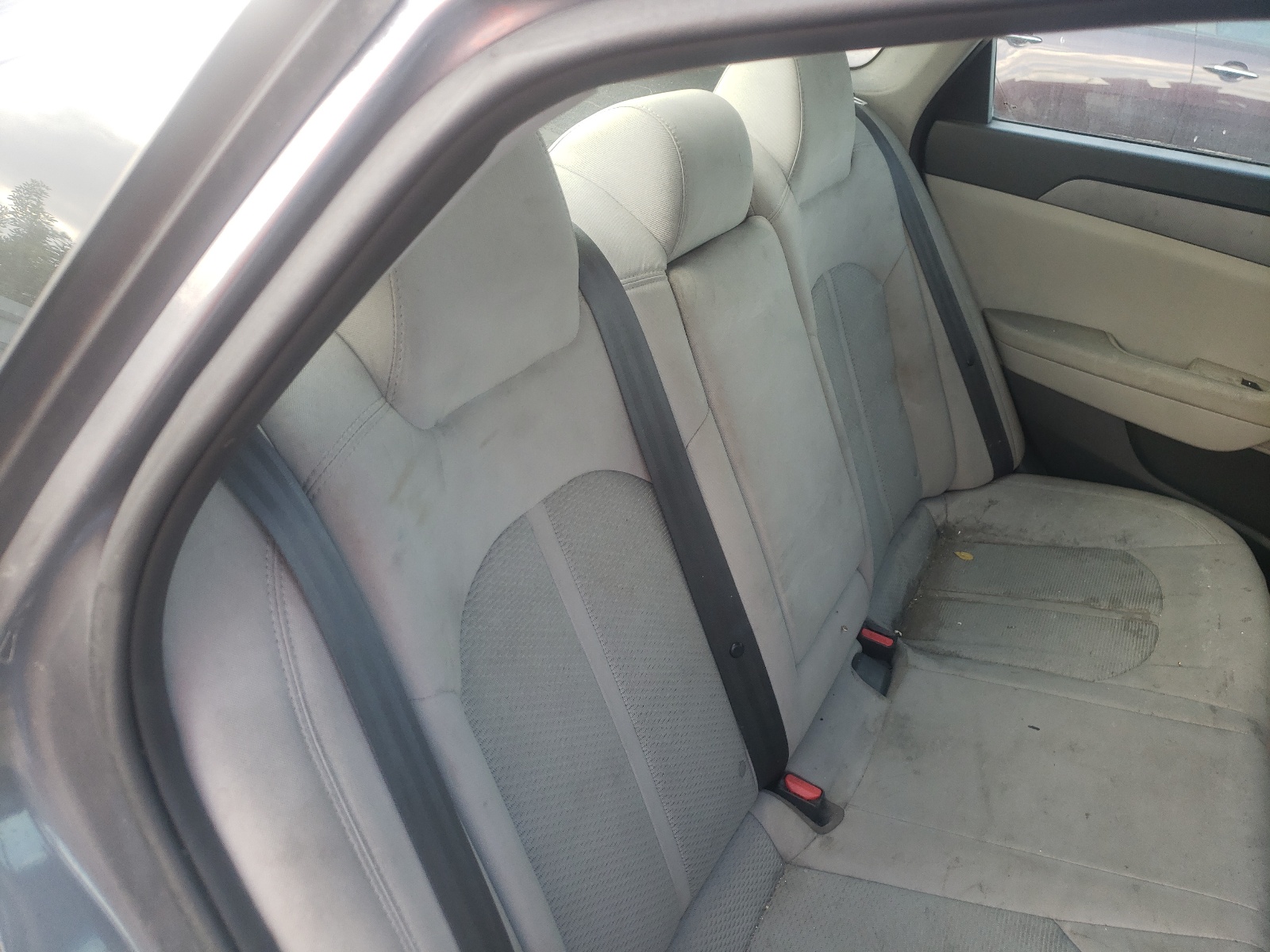 Photo 6 from auction – 2018 HYUNDAI SONATA SE with VIN 5NPE24AF9JH700548