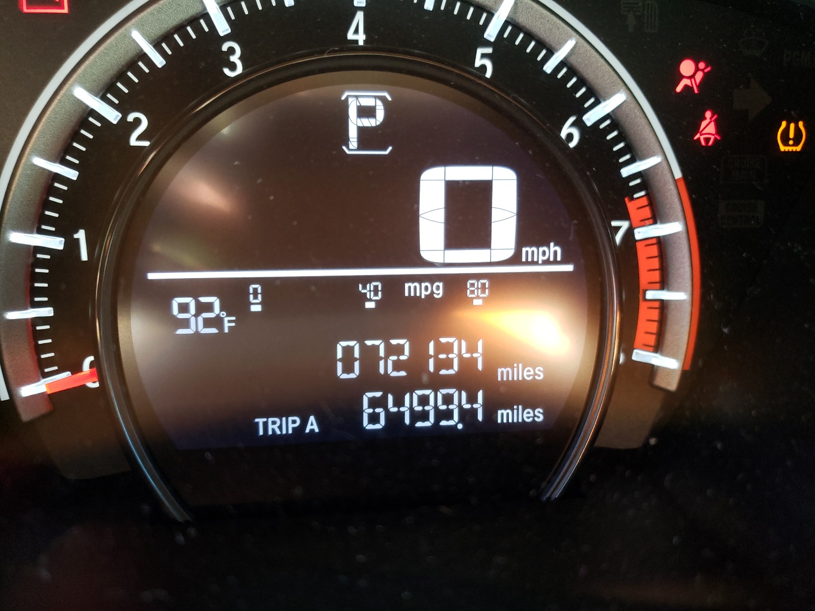 Photo 8 from auction – 2017 HONDA CIVIC LX with VIN 2HGFC2F52HH509533