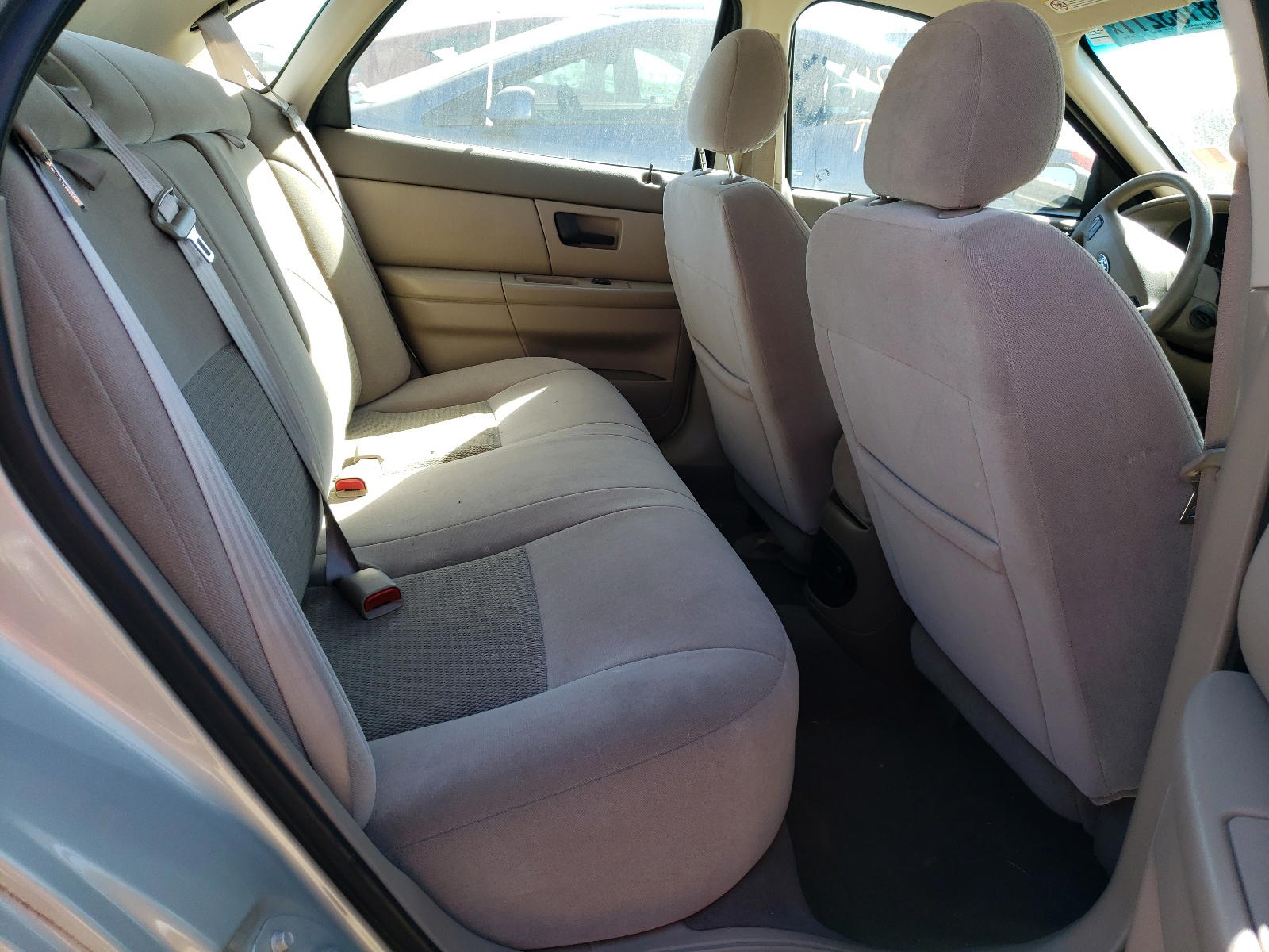 Photo 6 from auction – 2003 FORD TAURUS SE with VIN 1FAFP53283G182760