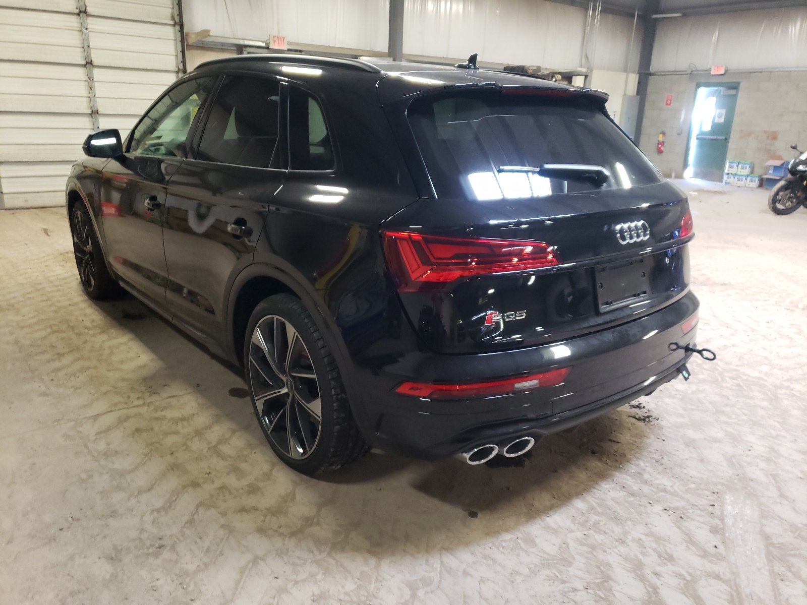 Photo 3 from auction – 2021 AUDI SQ5 PREMIU with VIN WA1B4AFY0M2012430