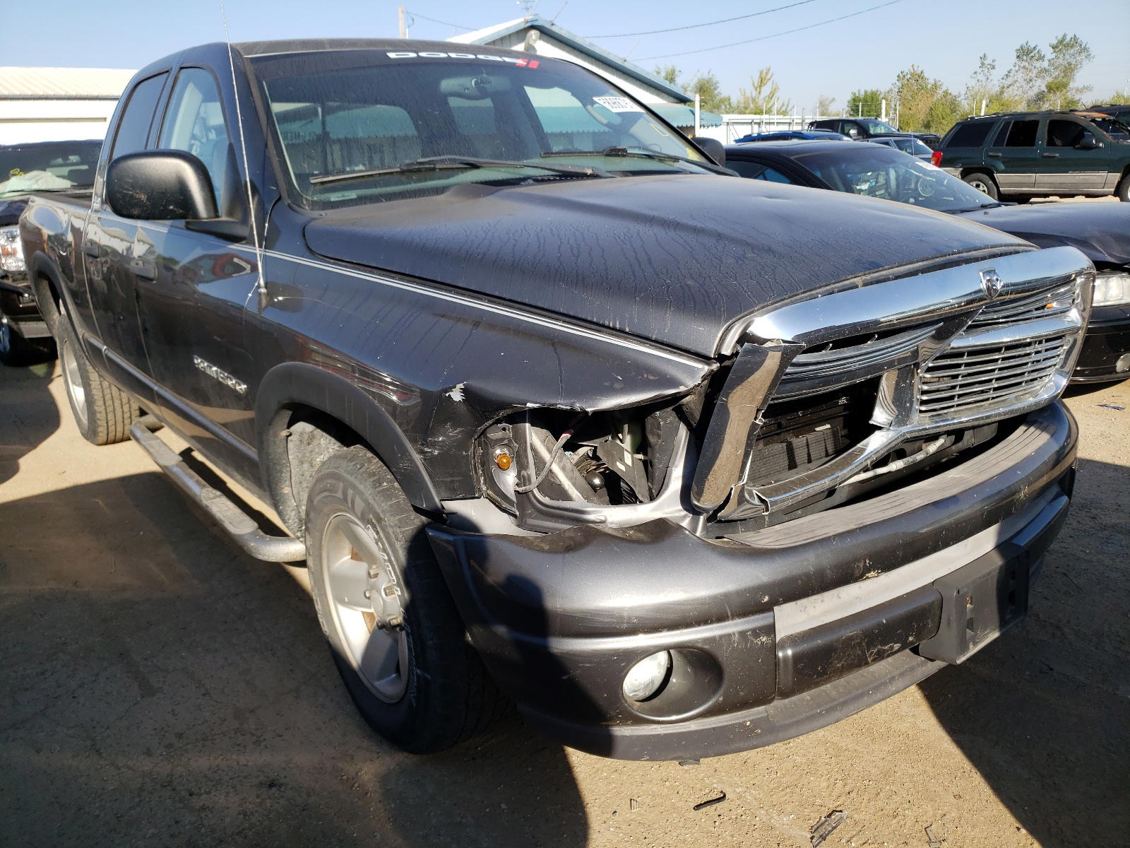 DODGE RAM 1500 2002 with VIN 3D7HA18Z02G205119 - Photo from auction