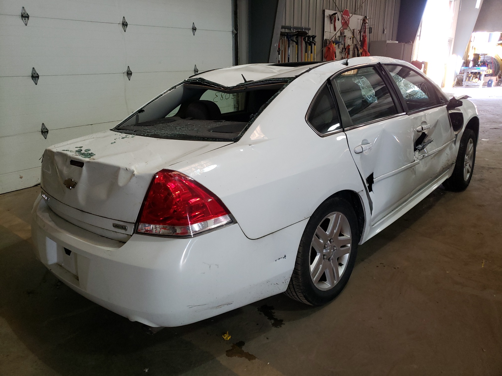 Photo 4 from auction – 2014 CHEVROLET IMPALA LIM with VIN 2G1WB5E31E1110550