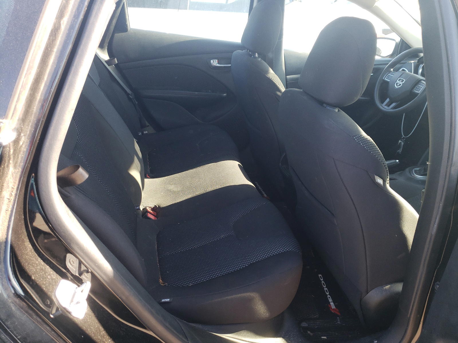 Photo 6 from auction – 2015 DODGE DART SE with VIN 1C3CDFAA6FD434537