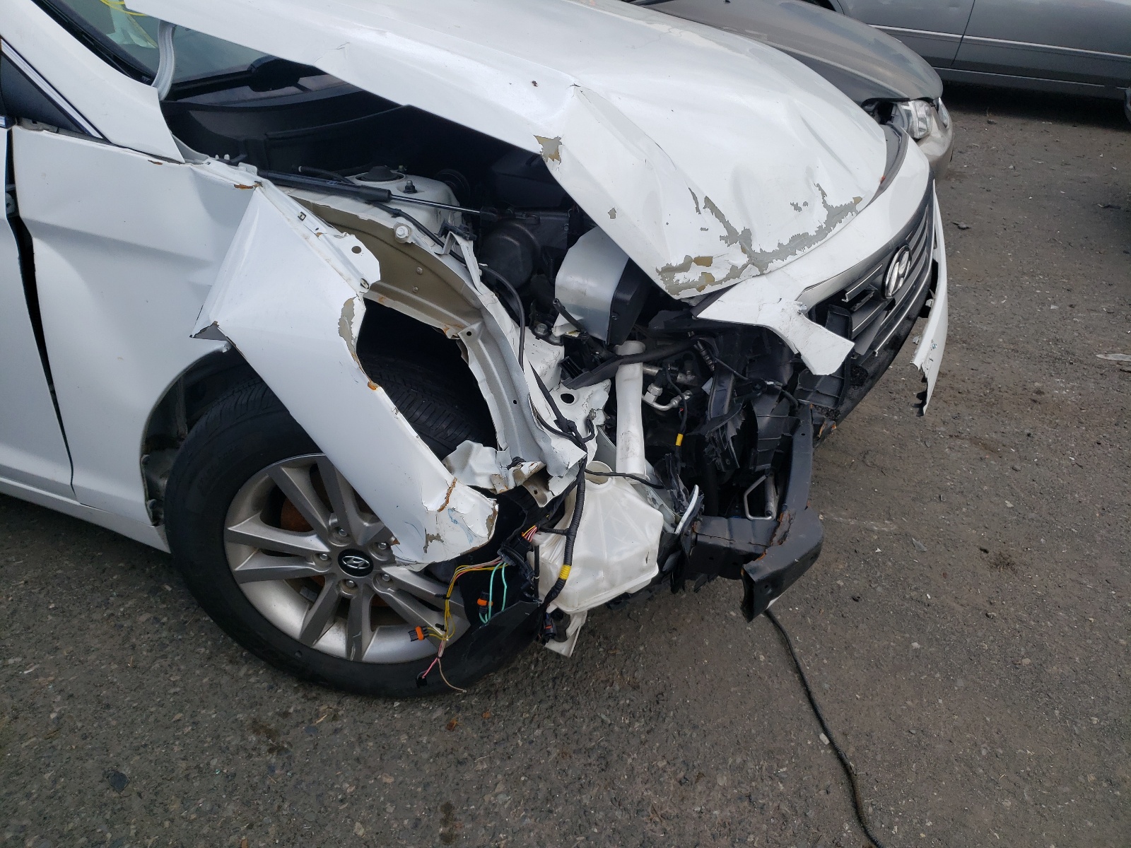 Photo 9 from auction – 2016 HYUNDAI SONATA with VIN 5NPE24AF9GH382164
