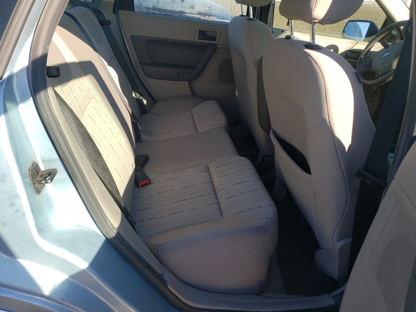 Photo 6 from auction – 2008 FORD FOCUS SE with VIN 1FAHP35N78W236759