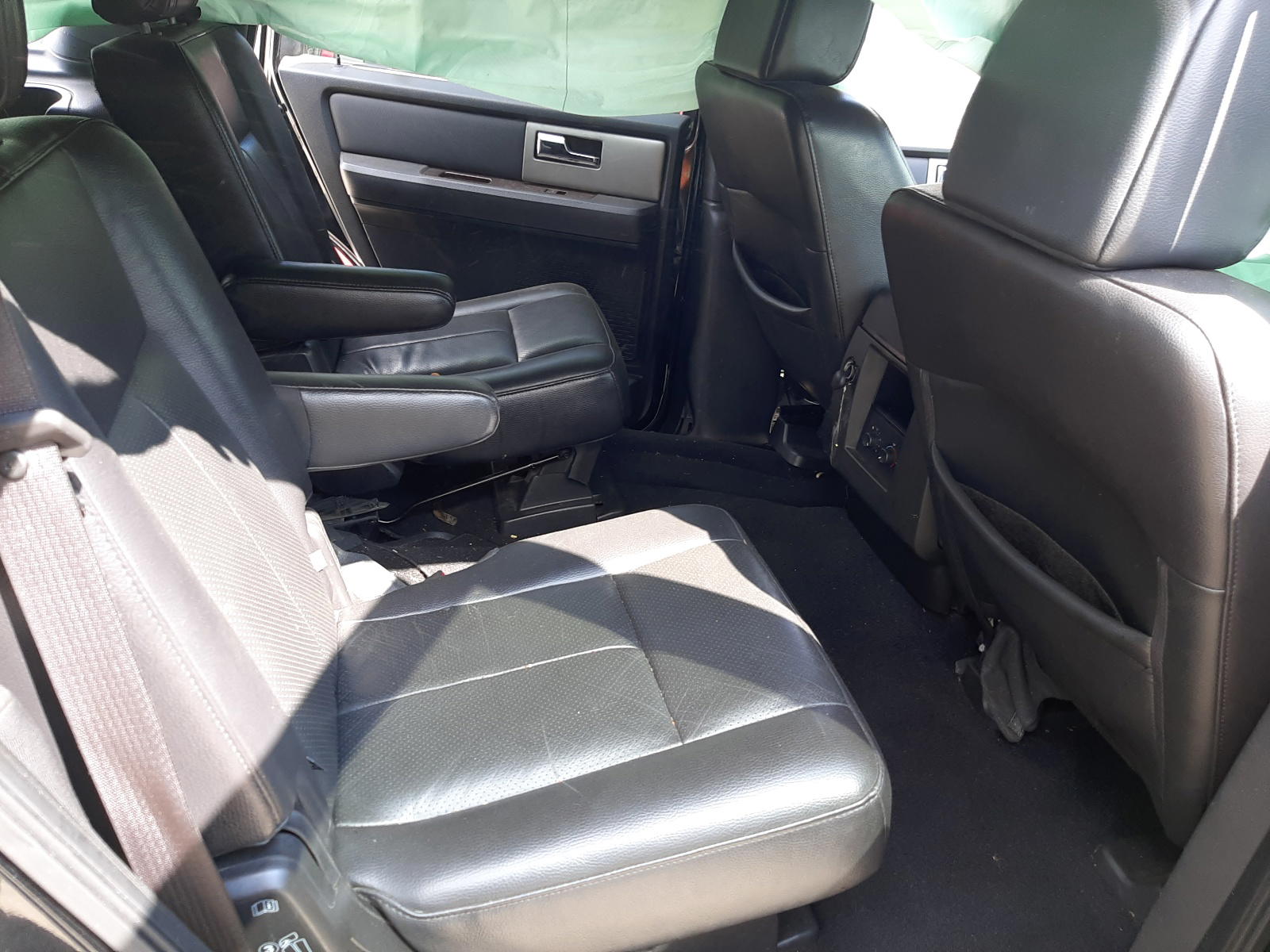 Photo 6 from auction – 2008 FORD EXPEDITION with VIN 1FMFU19528LA19741