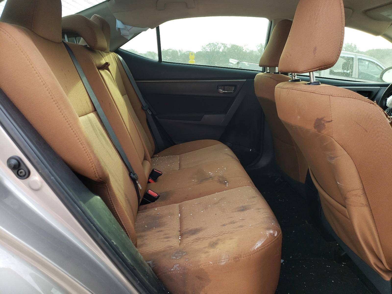Photo 6 from auction – 2016 TOYOTA COROLLA EC with VIN 2T1BPRHE8GC689830