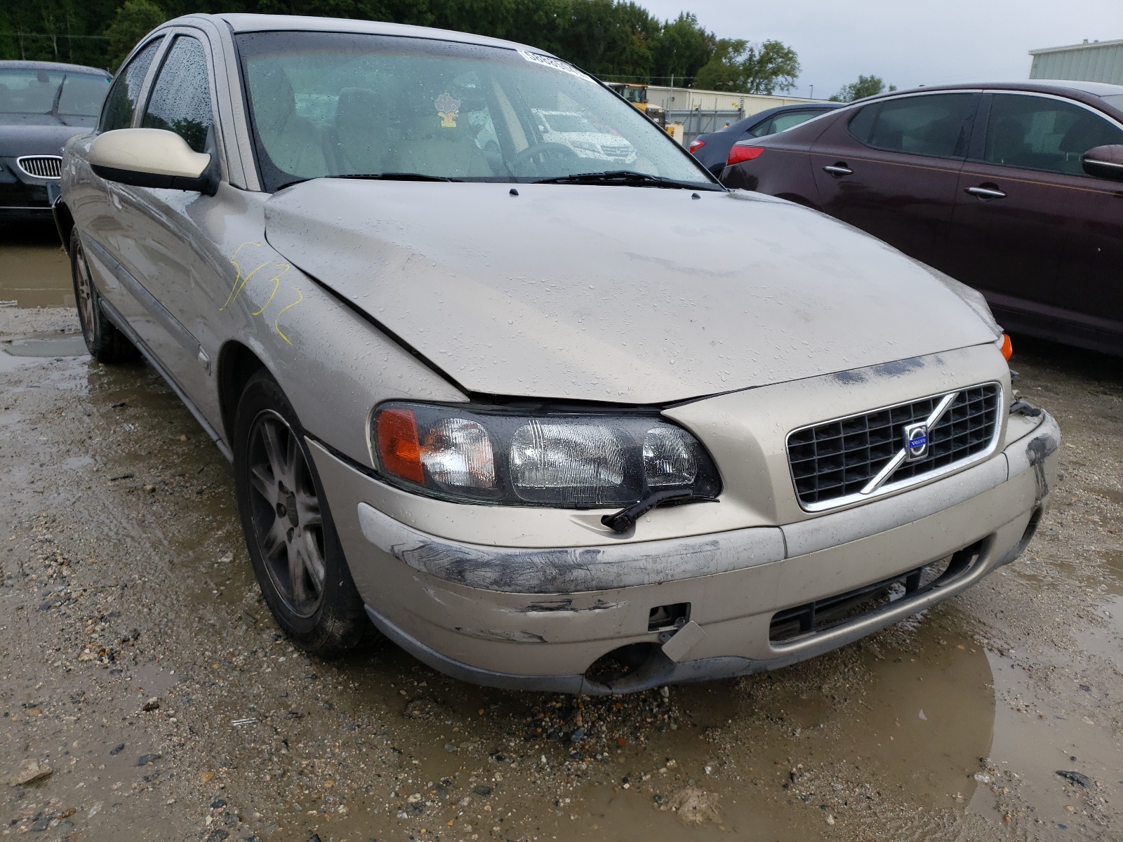VOLVO S60 2.4T 2002 with VIN YV1RS58D822184126 - Photo from auction