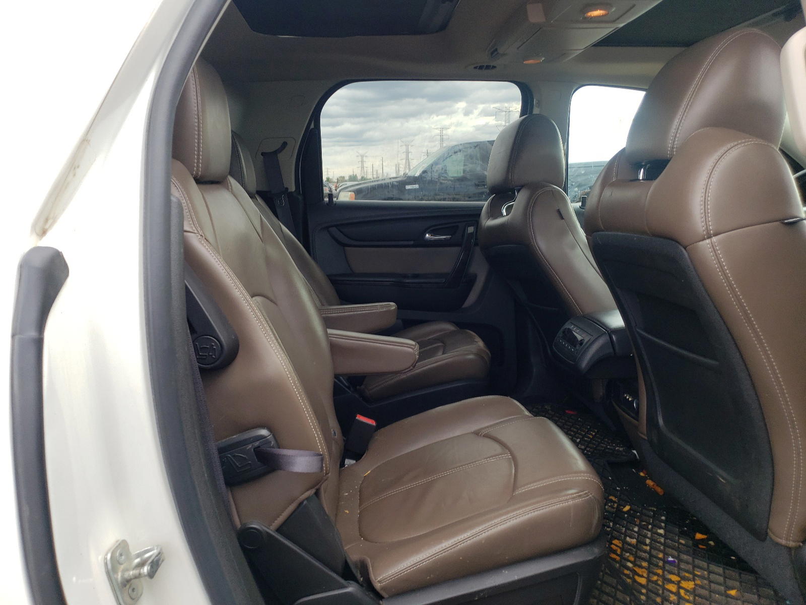 Photo 6 from auction – 2013 GMC ACADIA SLT with VIN 1GKKVRKD0DJ237302