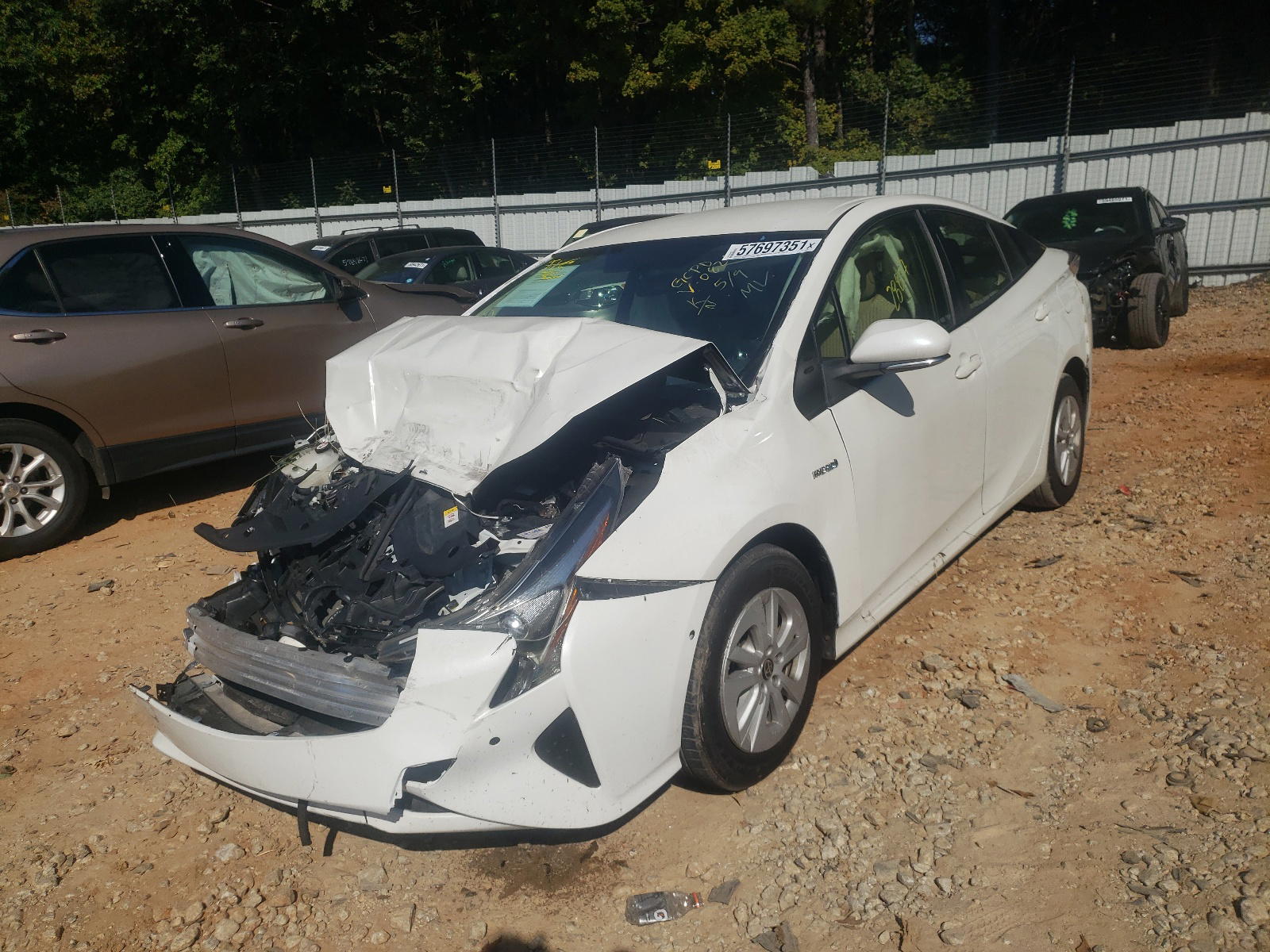 Photo 2 from auction – 2016 TOYOTA PRIUS with VIN JTDKBRFU2G3020826