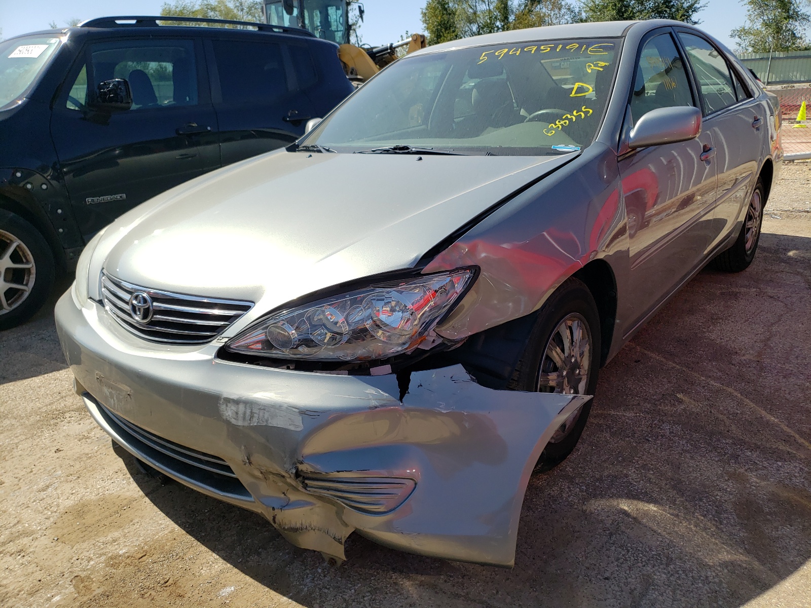 Photo 2 from auction – 2005 TOYOTA CAMRY LE with VIN 4T1BE30K25U638355