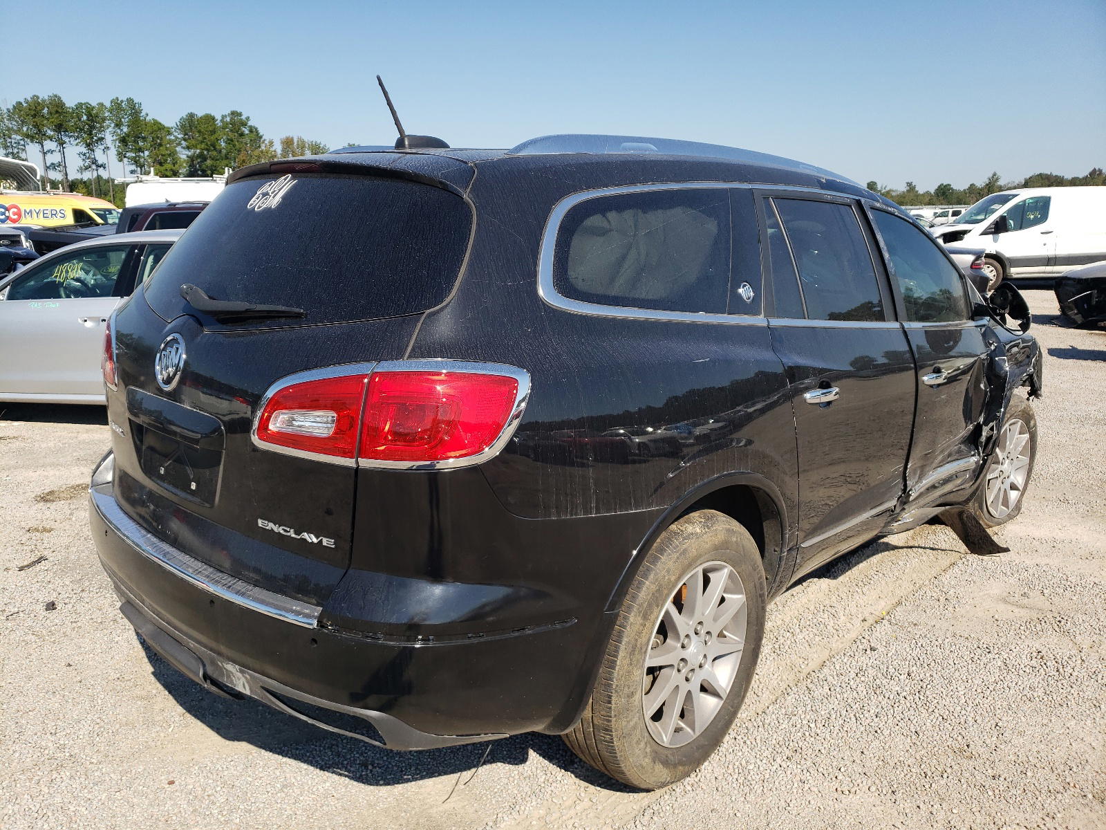 Photo 4 from auction – 2016 BUICK ENCLAVE with VIN 5GAKRAKD3GJ317507