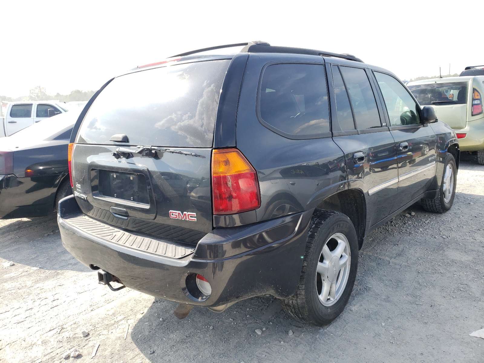 Photo 4 from auction – 2006 GMC ENVOY with VIN 1GKDT13S162341565